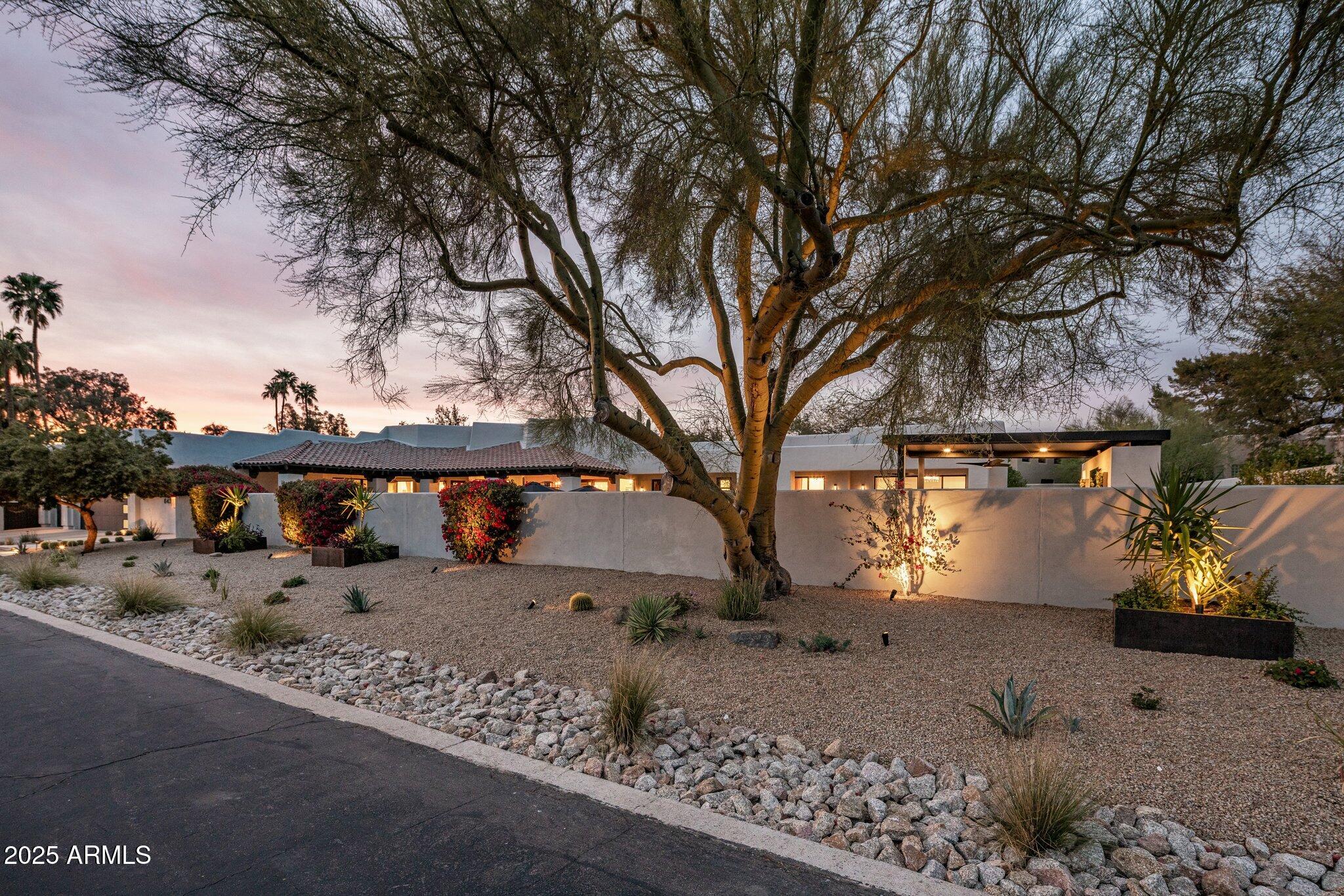 PINNACLE PEAK COUNTRY CLUB ESTATES - Residential