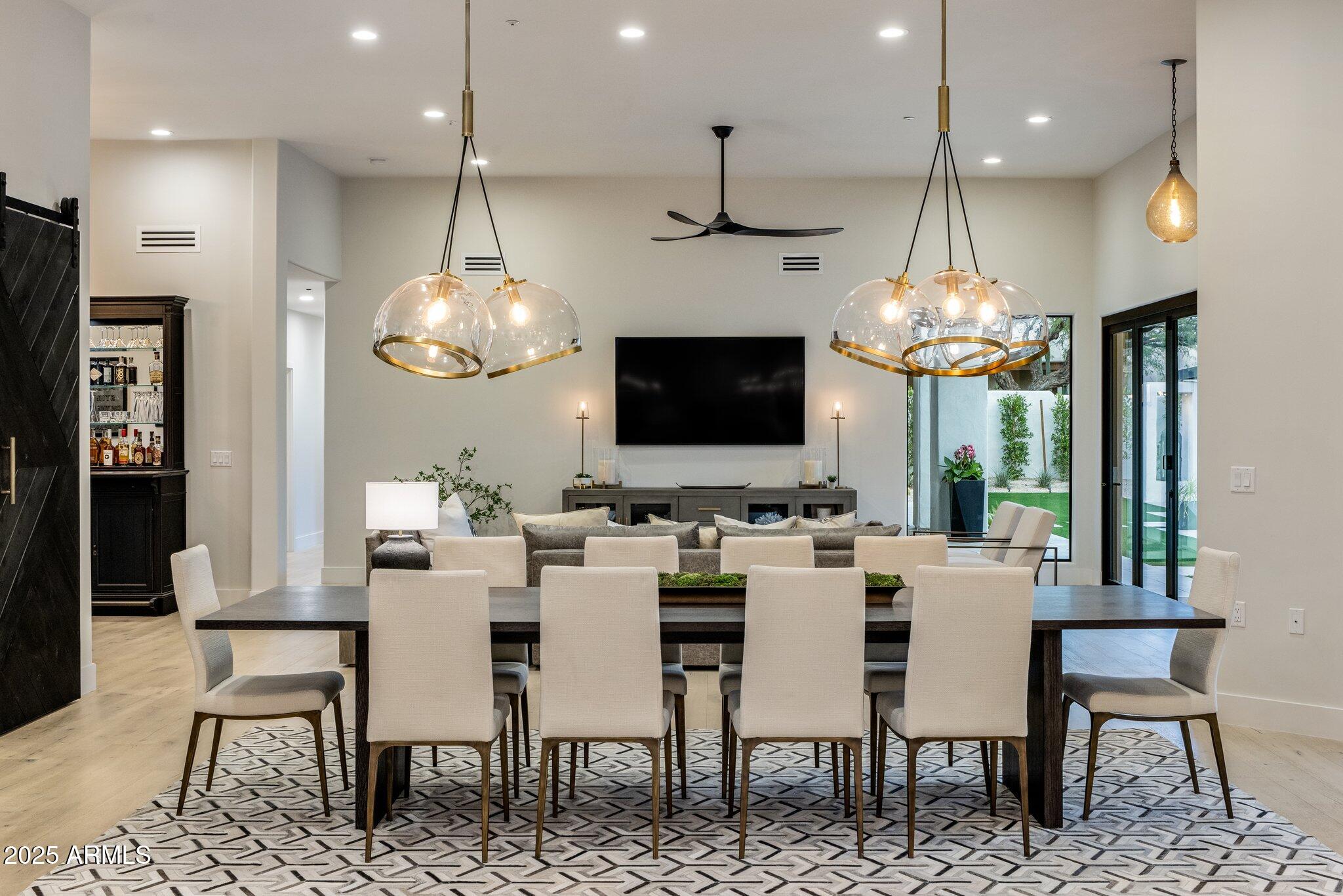 PINNACLE PEAK COUNTRY CLUB ESTATES - Residential