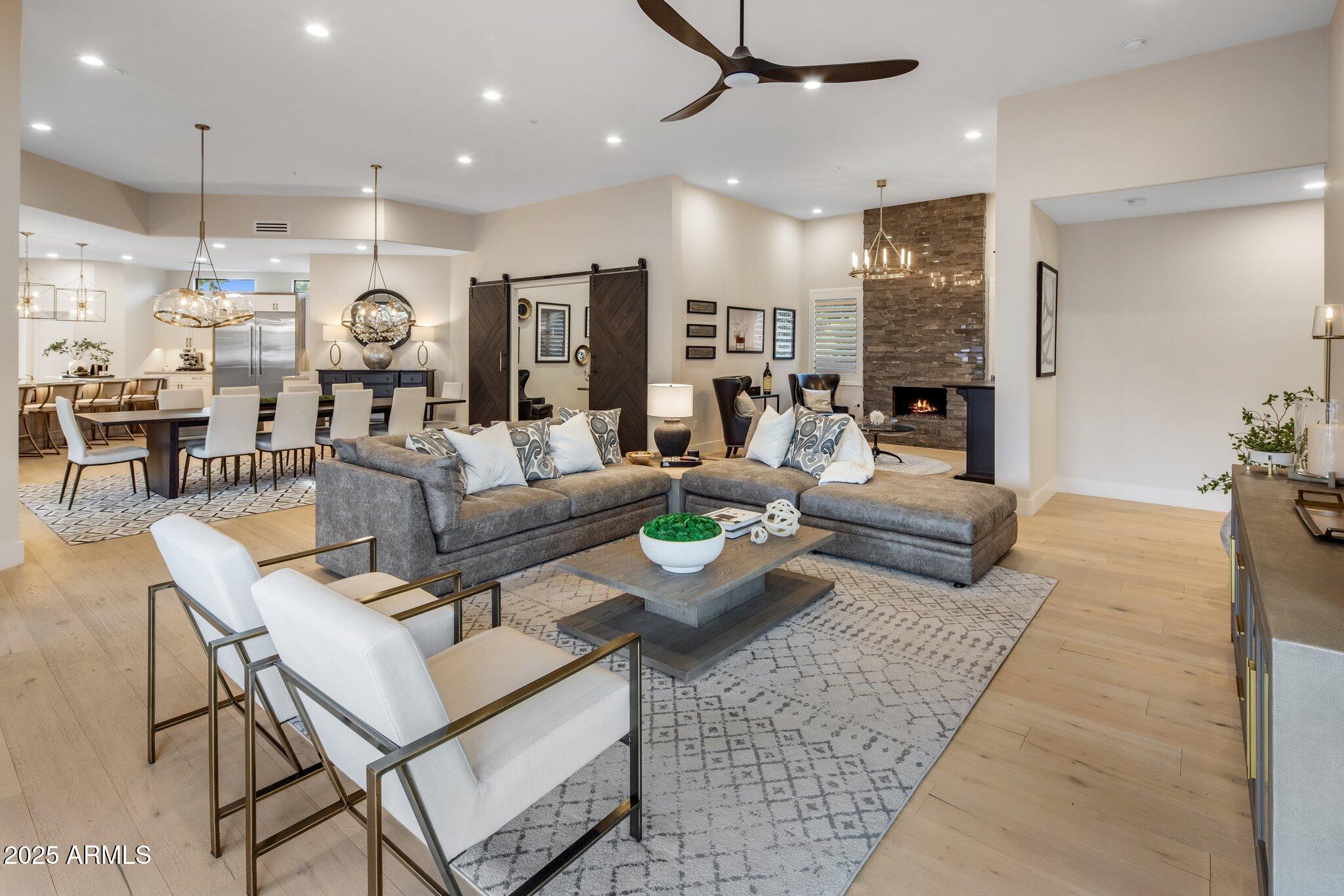 PINNACLE PEAK COUNTRY CLUB ESTATES - Residential