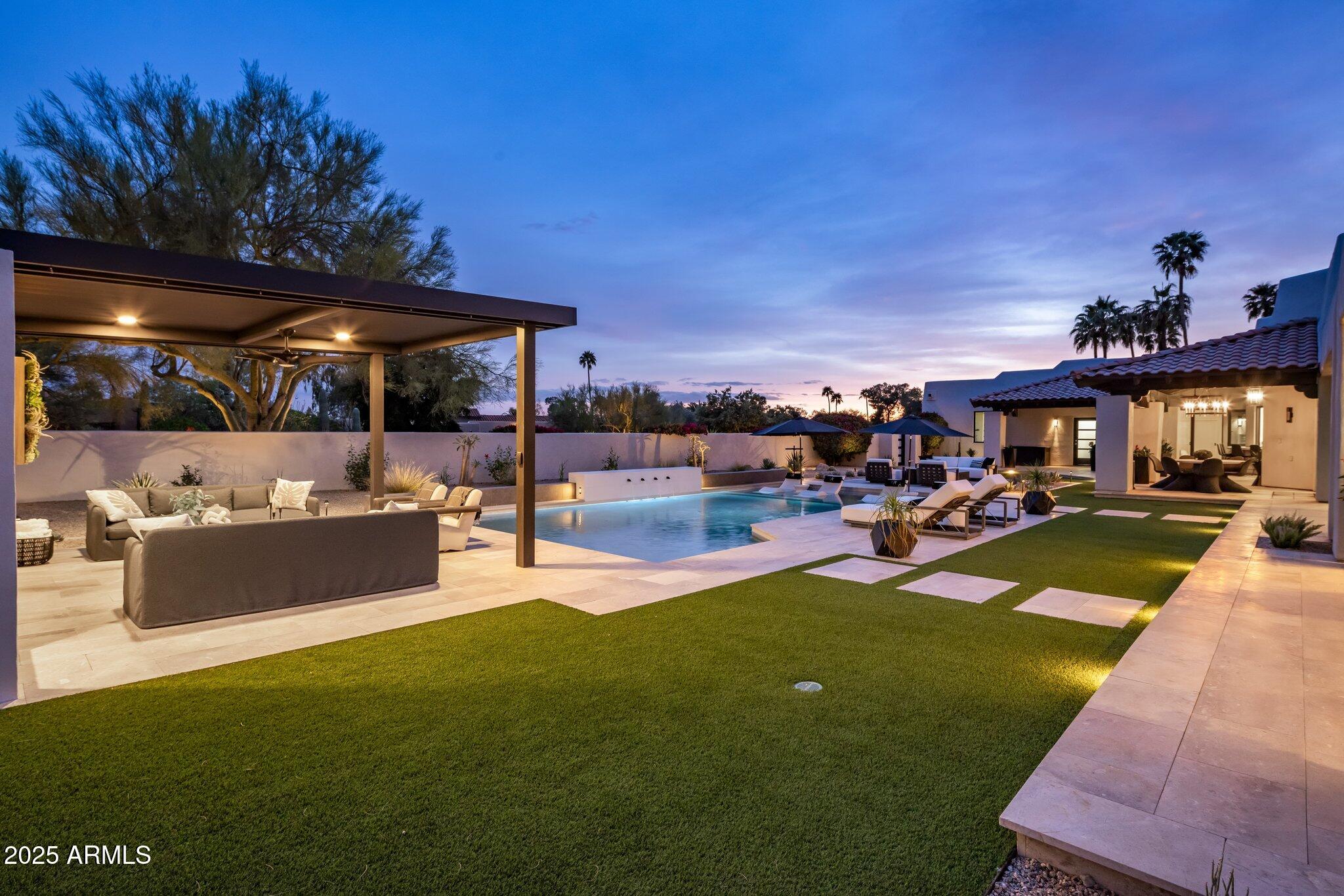 PINNACLE PEAK COUNTRY CLUB ESTATES - Residential