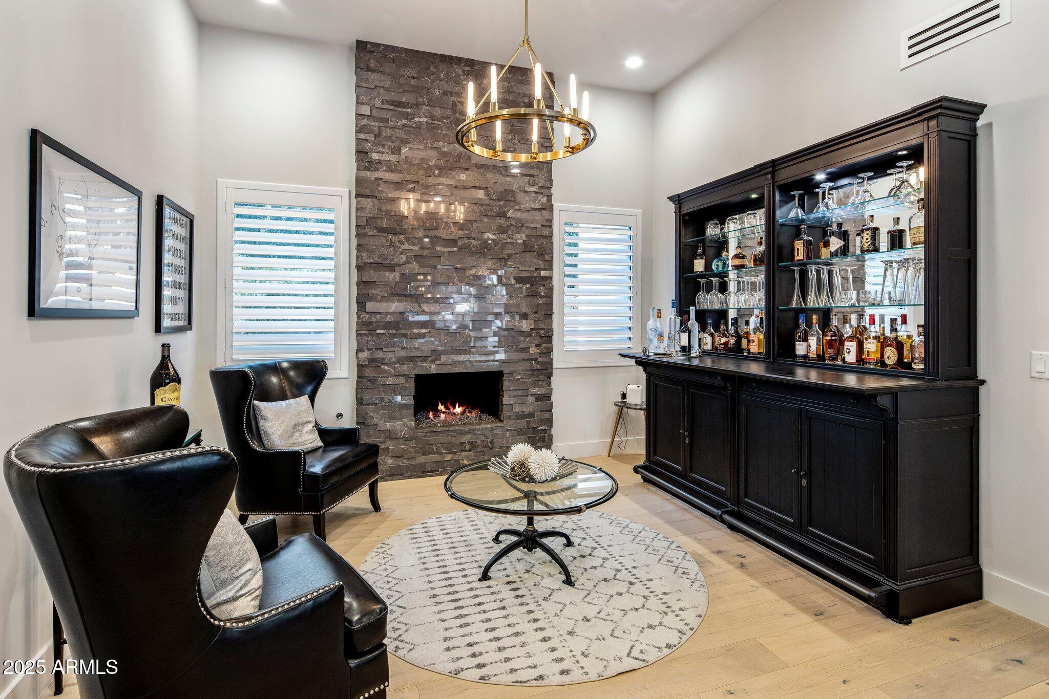 PINNACLE PEAK COUNTRY CLUB ESTATES - Residential