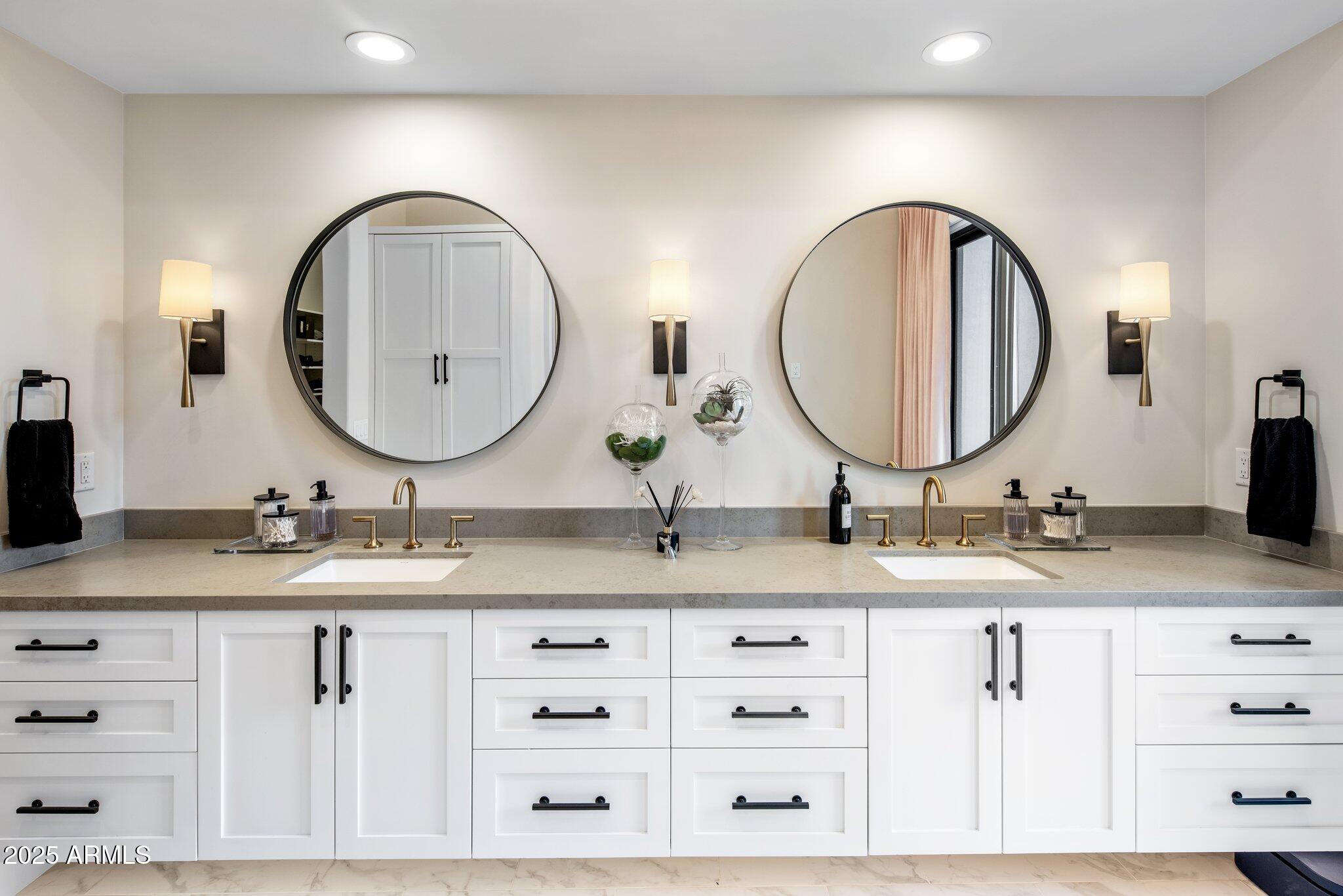 PINNACLE PEAK COUNTRY CLUB ESTATES - Residential