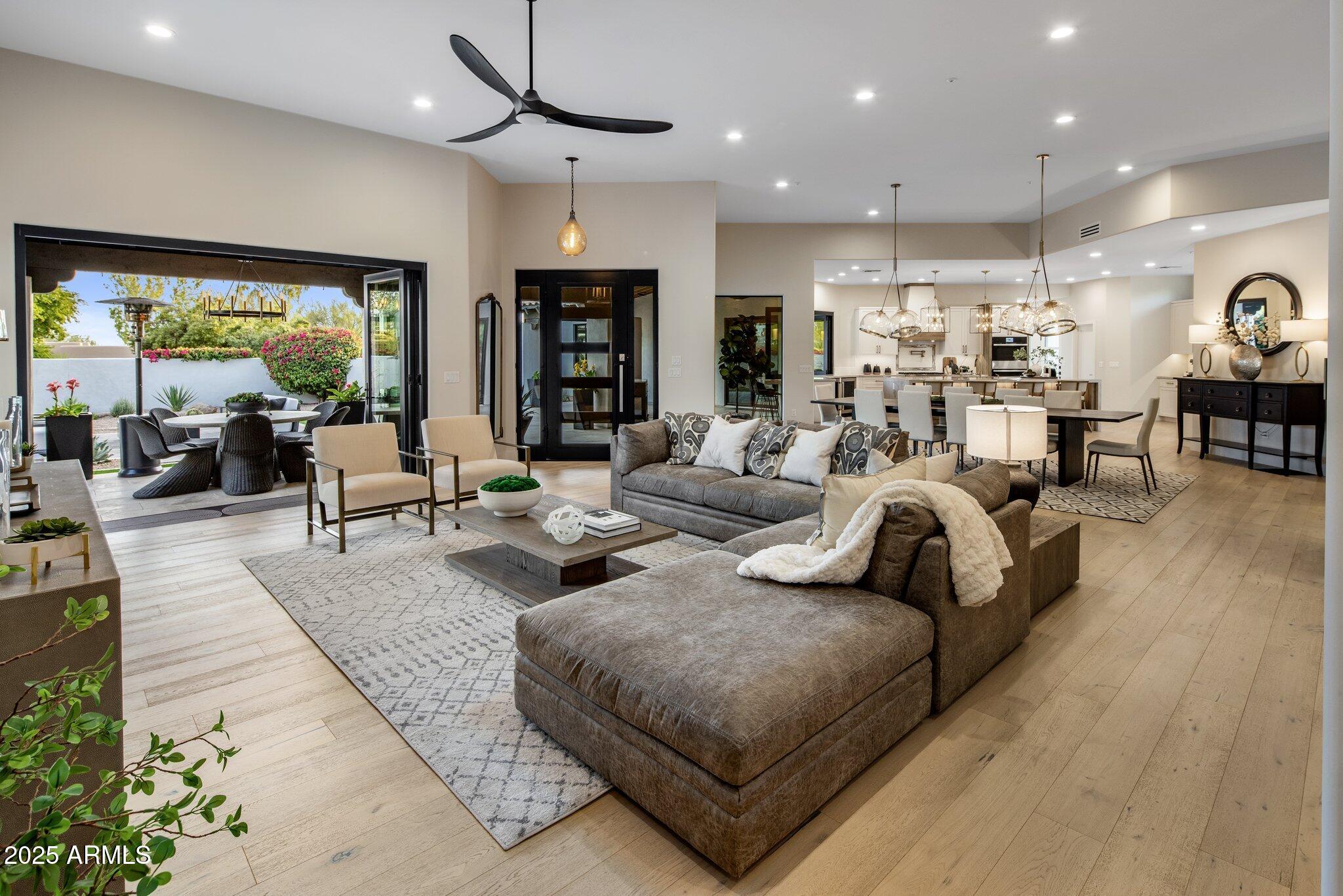 PINNACLE PEAK COUNTRY CLUB ESTATES - Residential