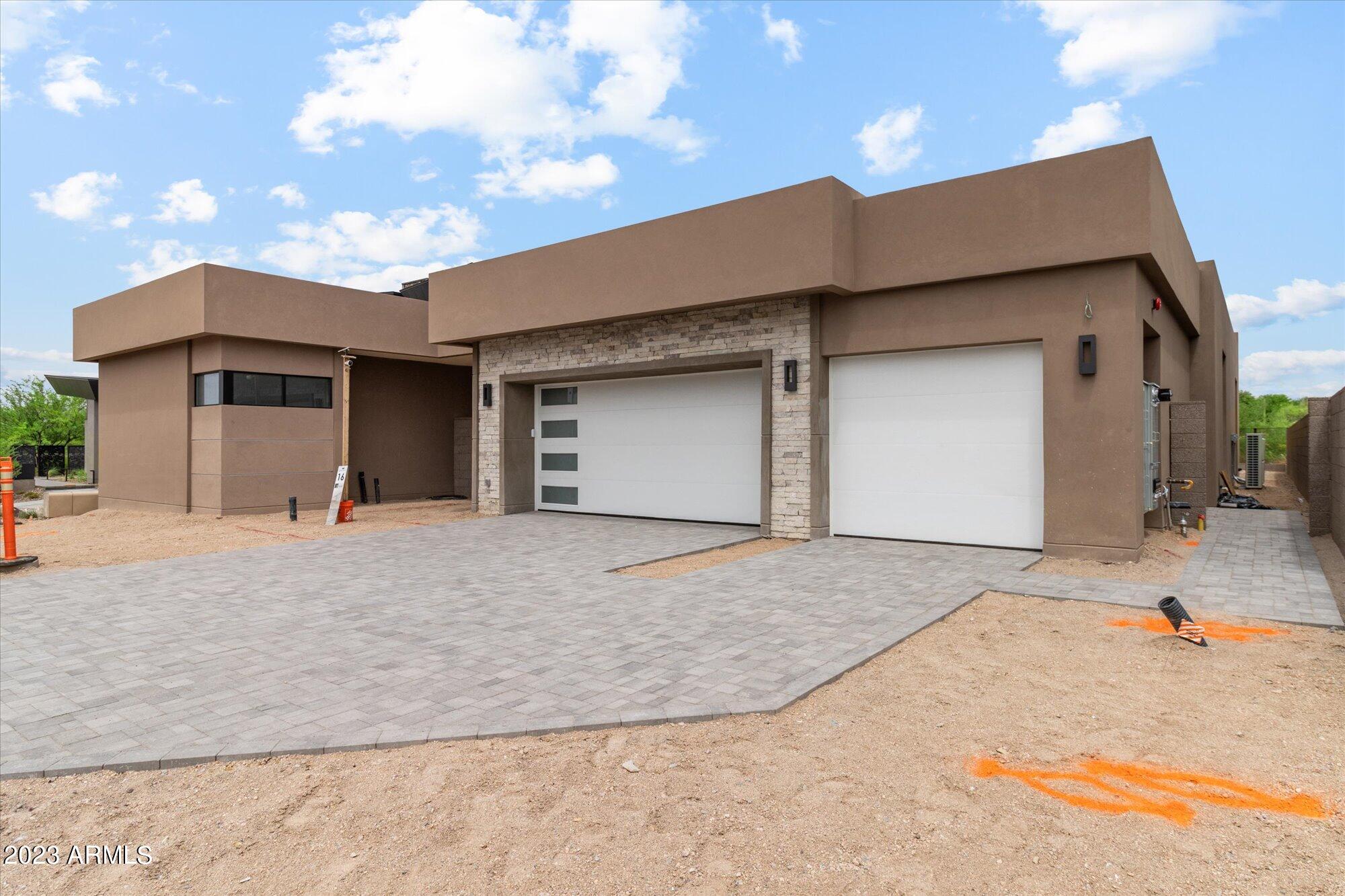 DESERT MOUNTAIN - Residential
