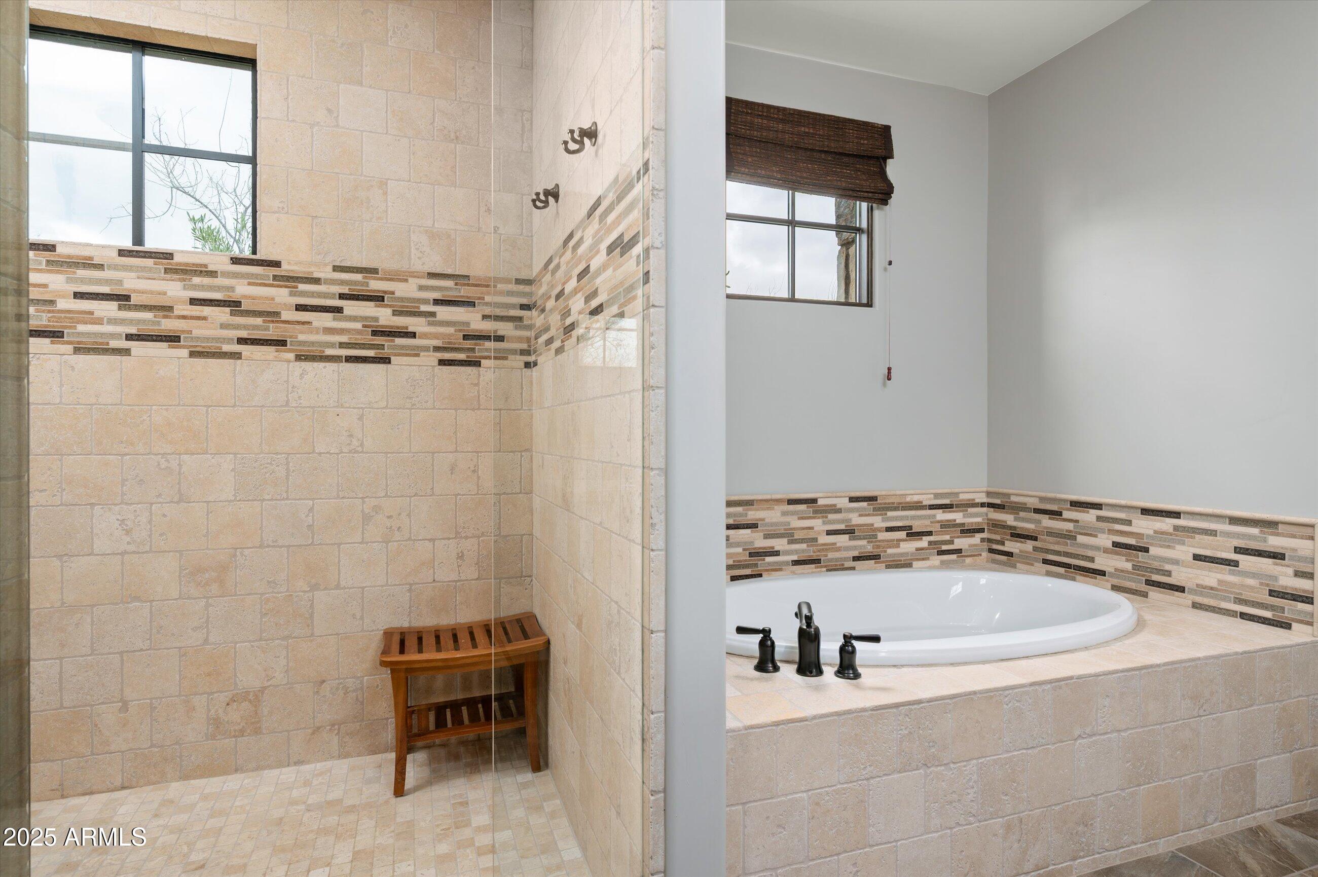 WHISPER ROCK - Residential