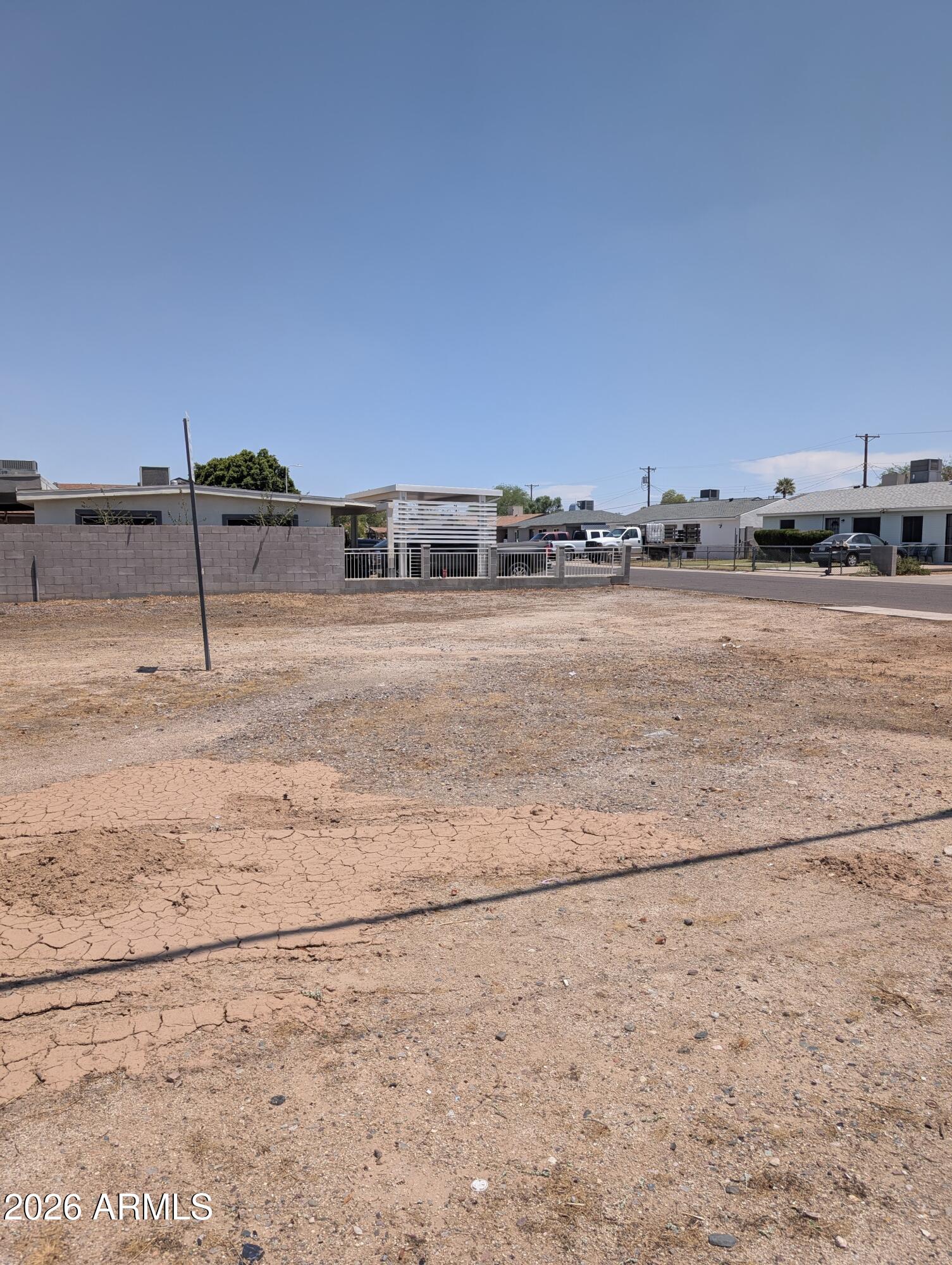 DEL MONTE PLAZA - Land