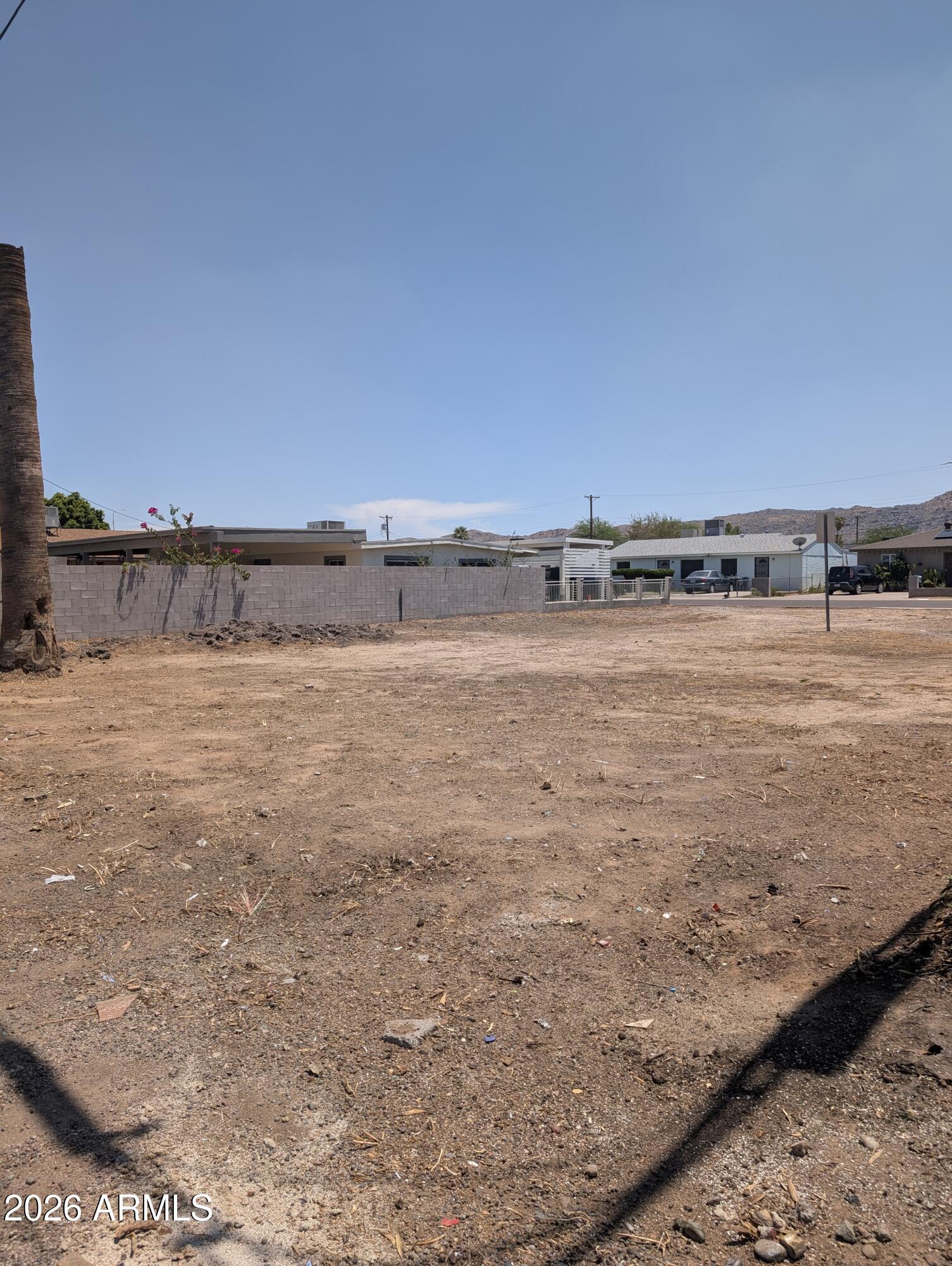DEL MONTE PLAZA - Land
