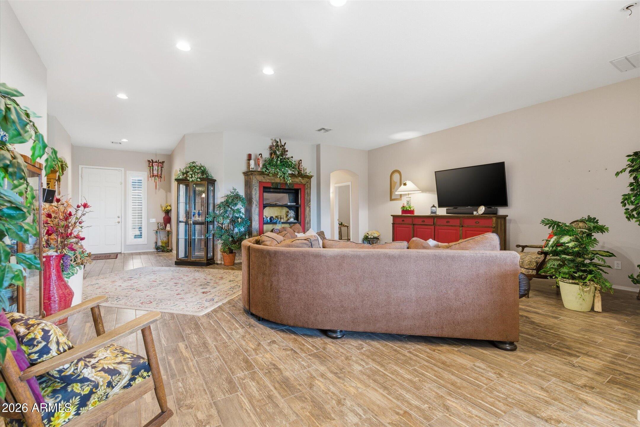 PERALTA TRAILS UNIT I - Residential