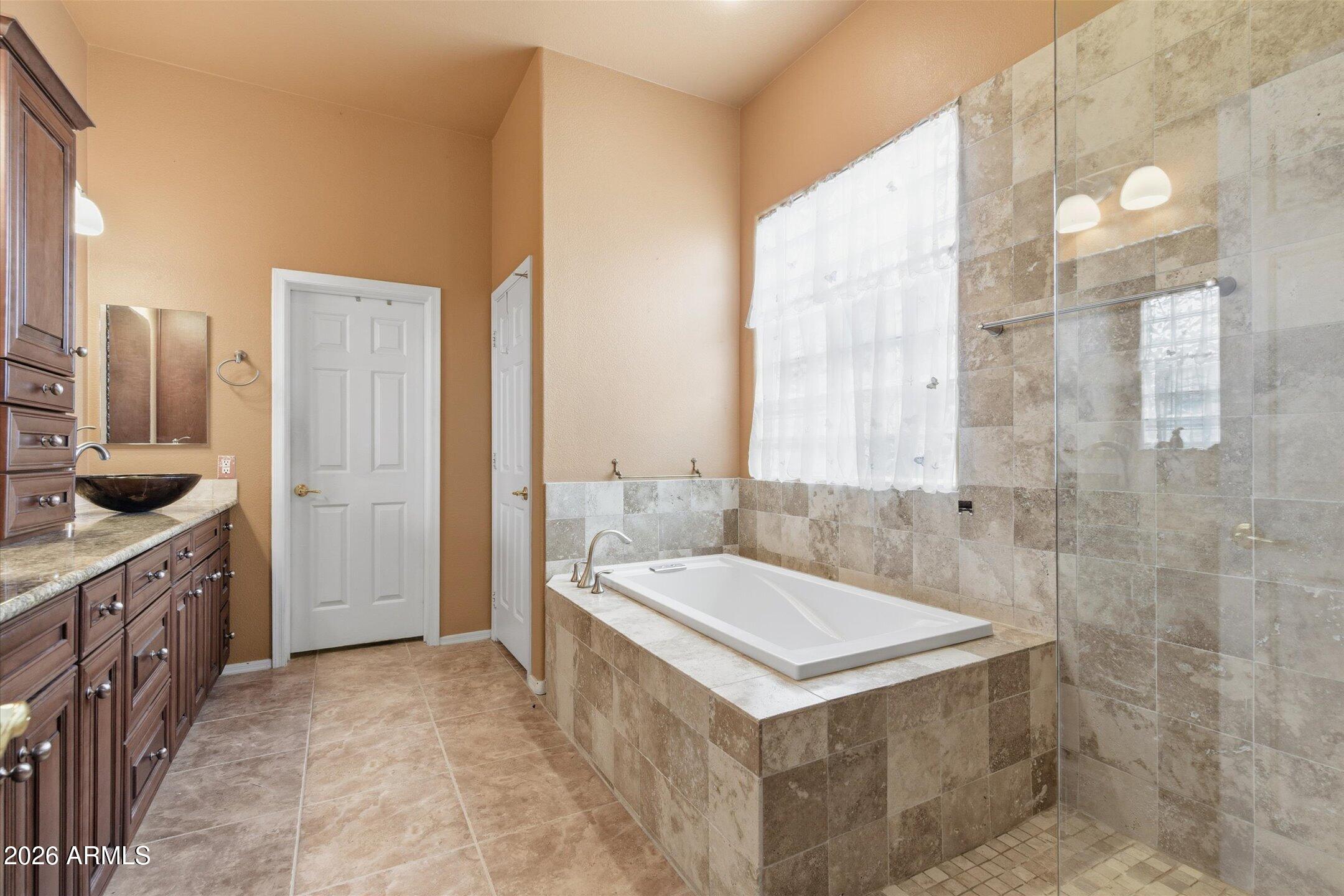 PERALTA TRAILS UNIT I - Residential