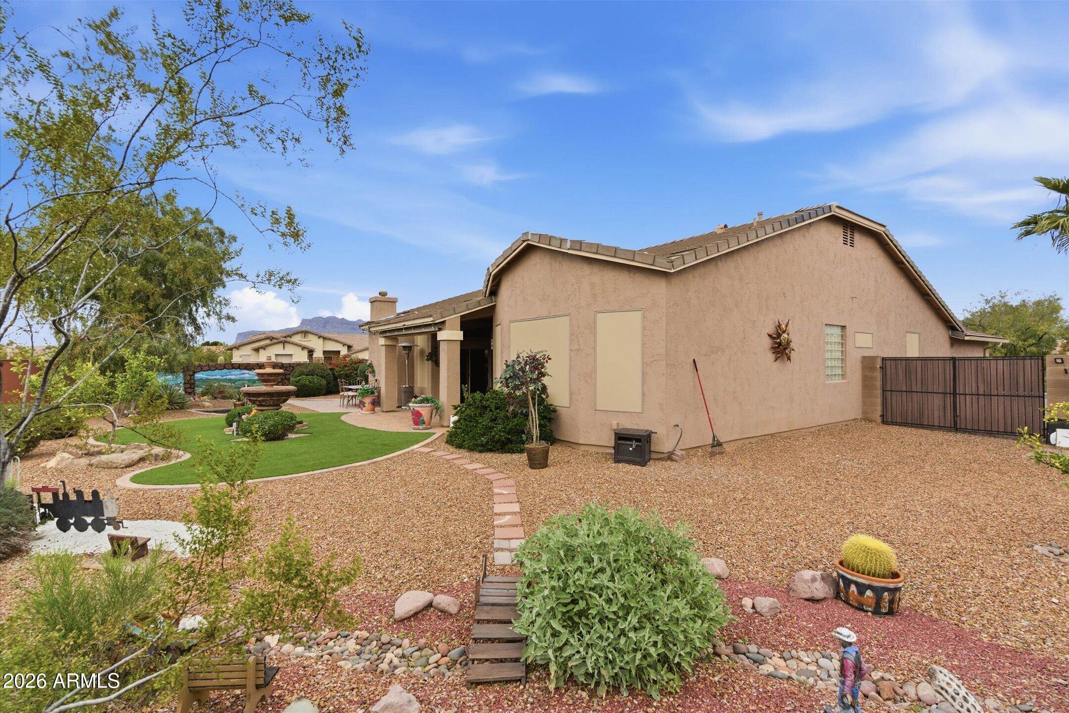 PERALTA TRAILS UNIT I - Residential
