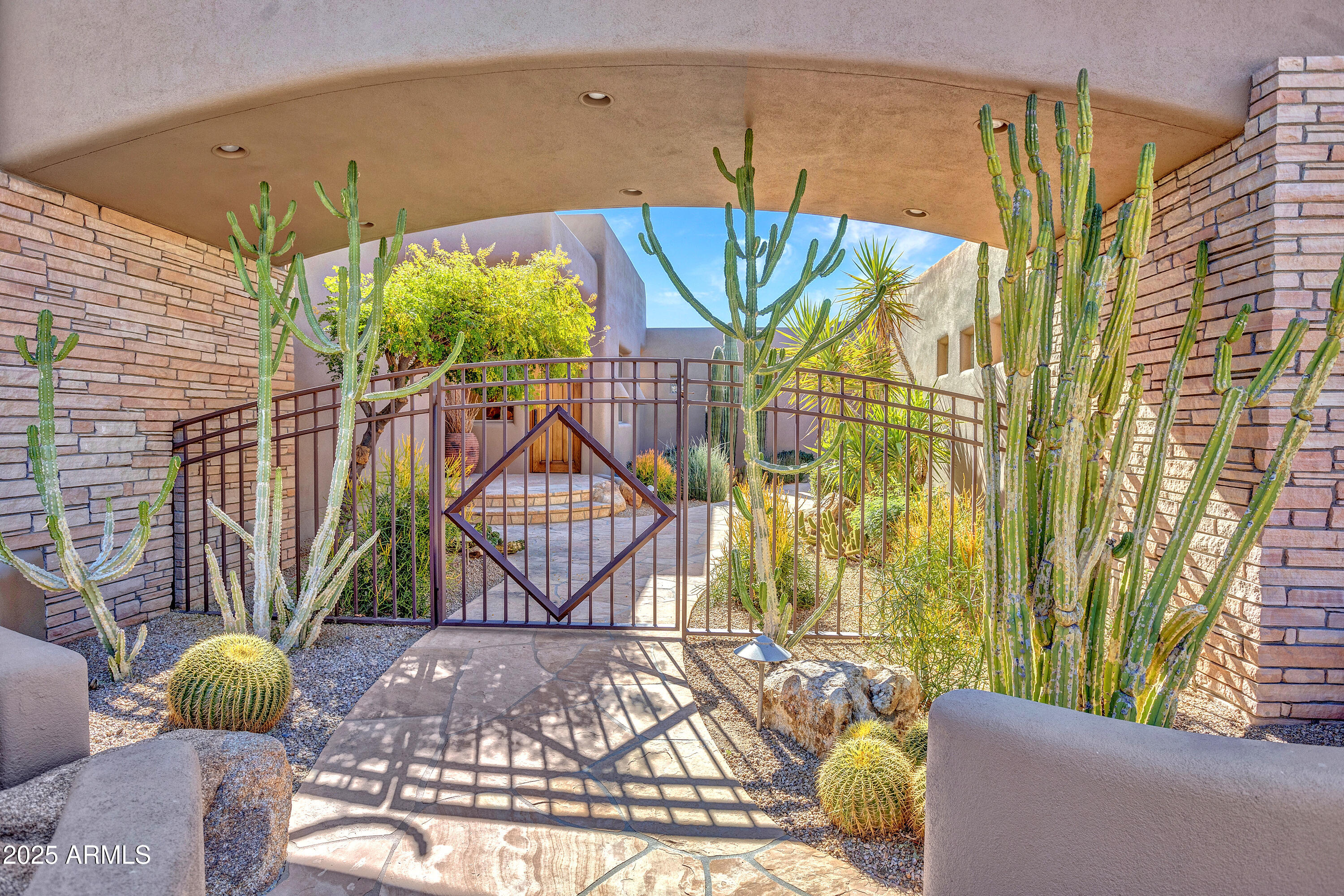 DESERT HIGHLANDS - Residential