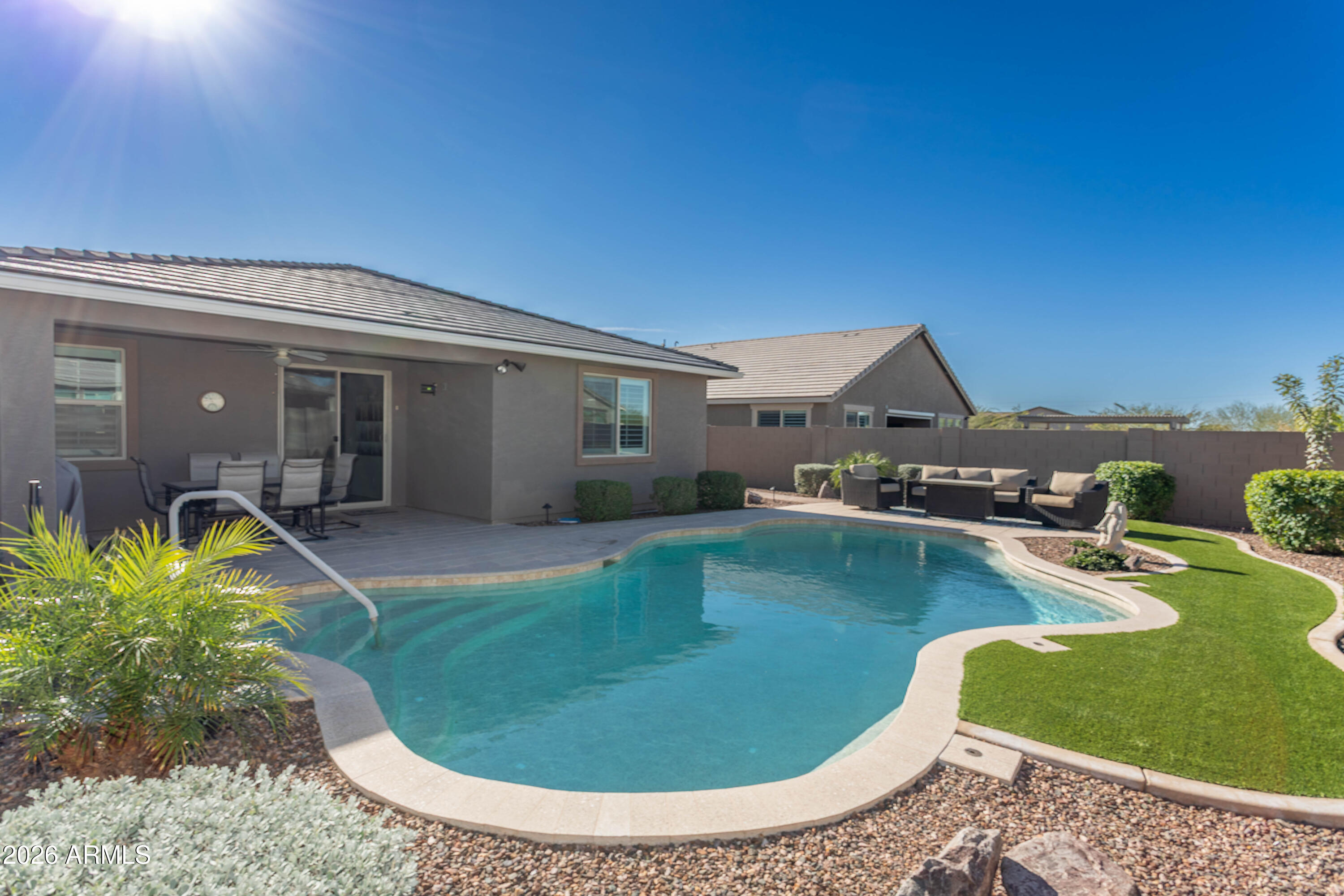 PERALTA CANYON PARCEL 7 2020043137 - Residential
