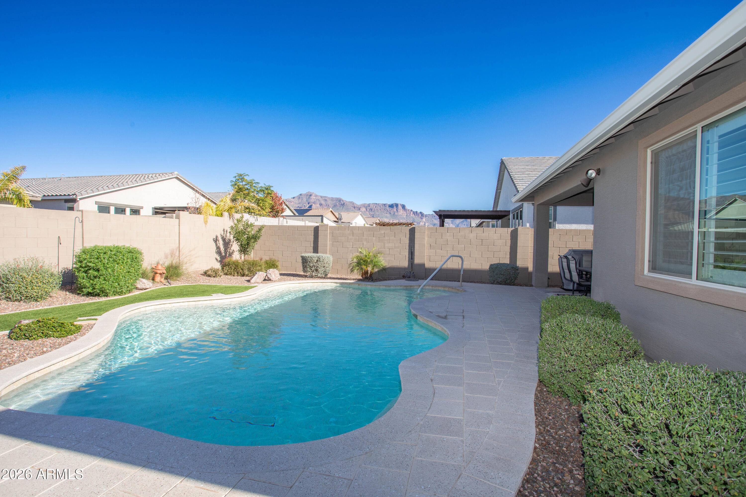 PERALTA CANYON PARCEL 7 2020043137 - Residential