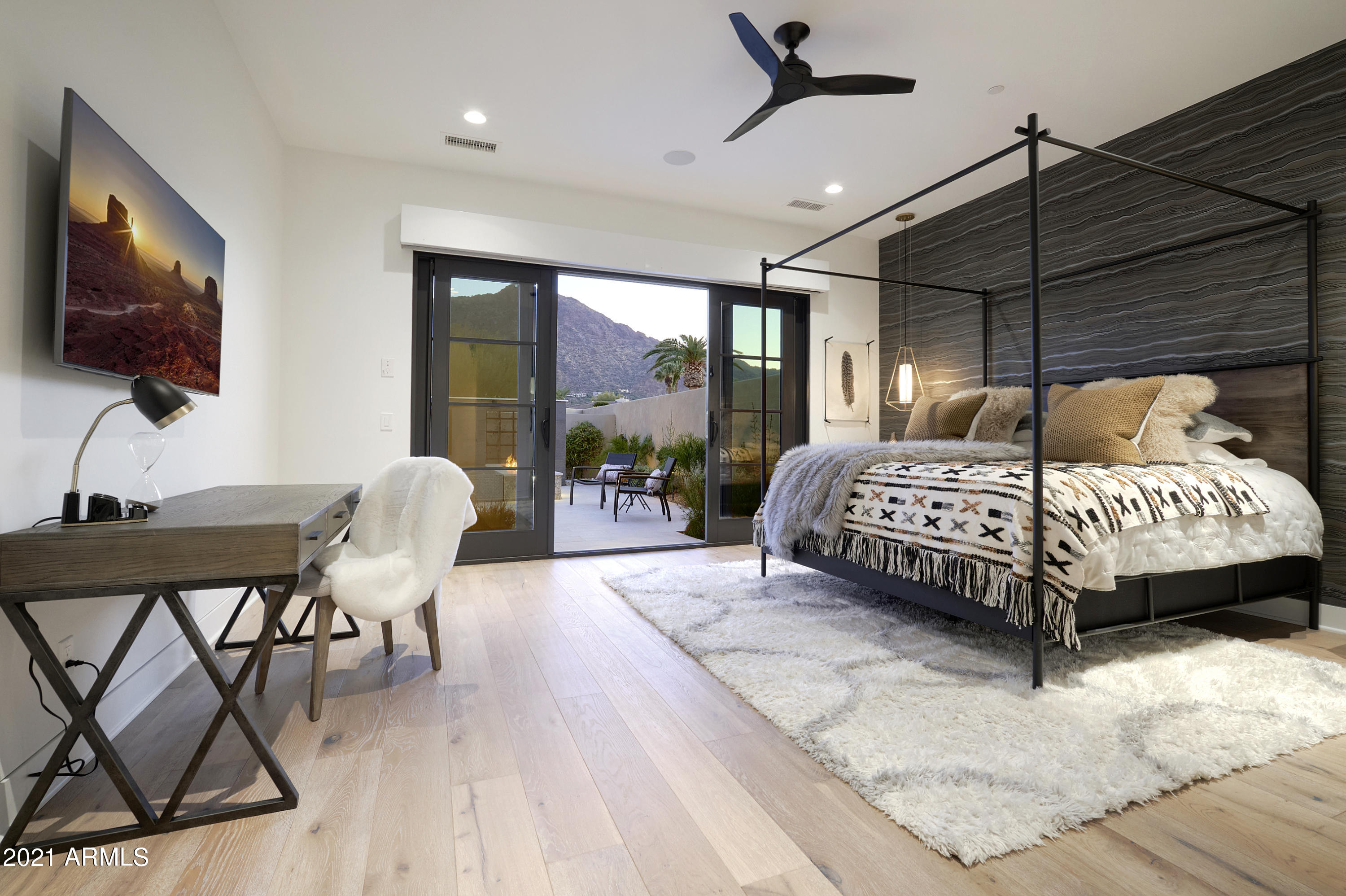 THE VILLAGE AT MOUNTAIN SHADOWS - Residential
