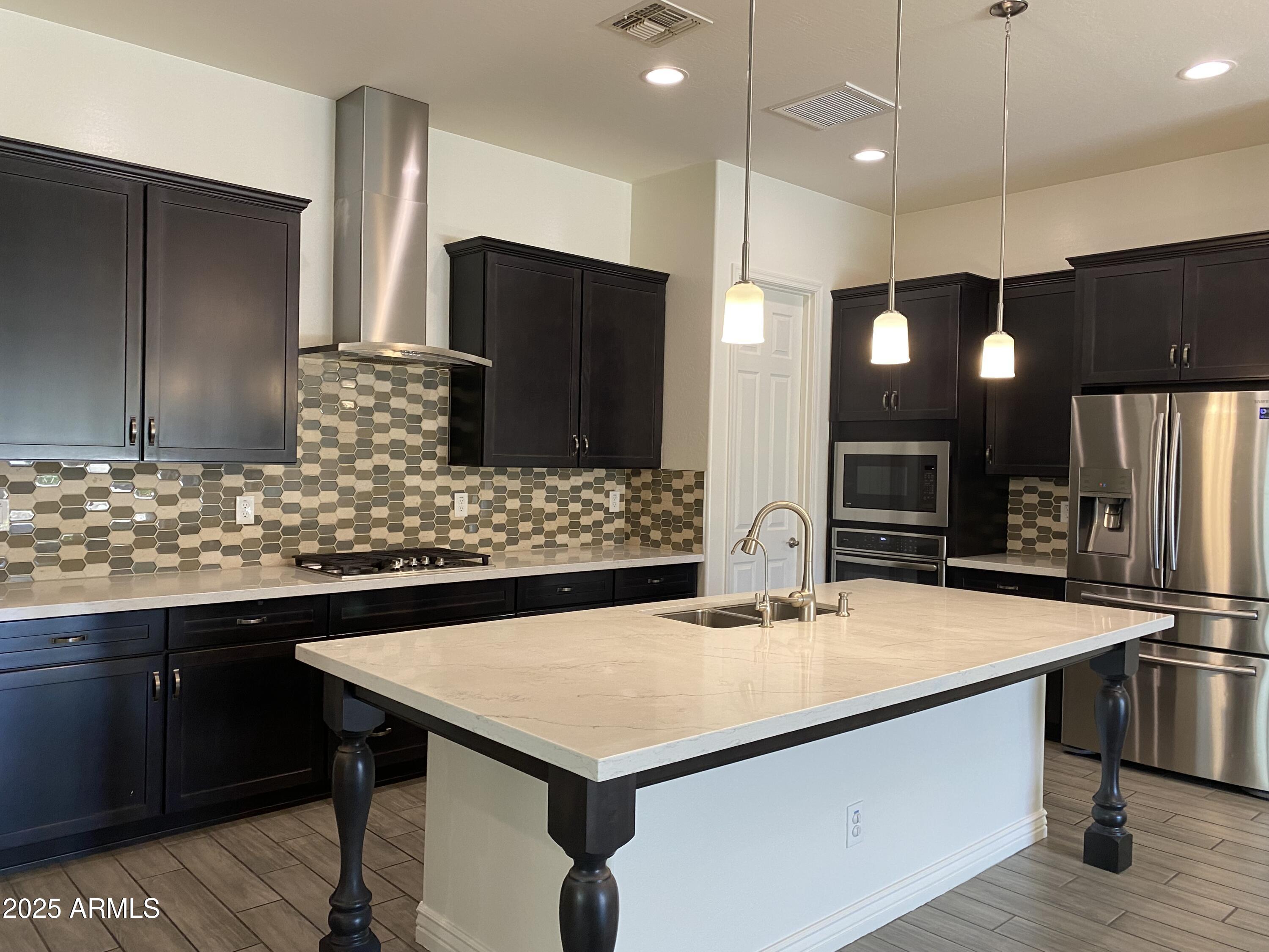 LOOKOUT MOUNTAIN - Residential Lease