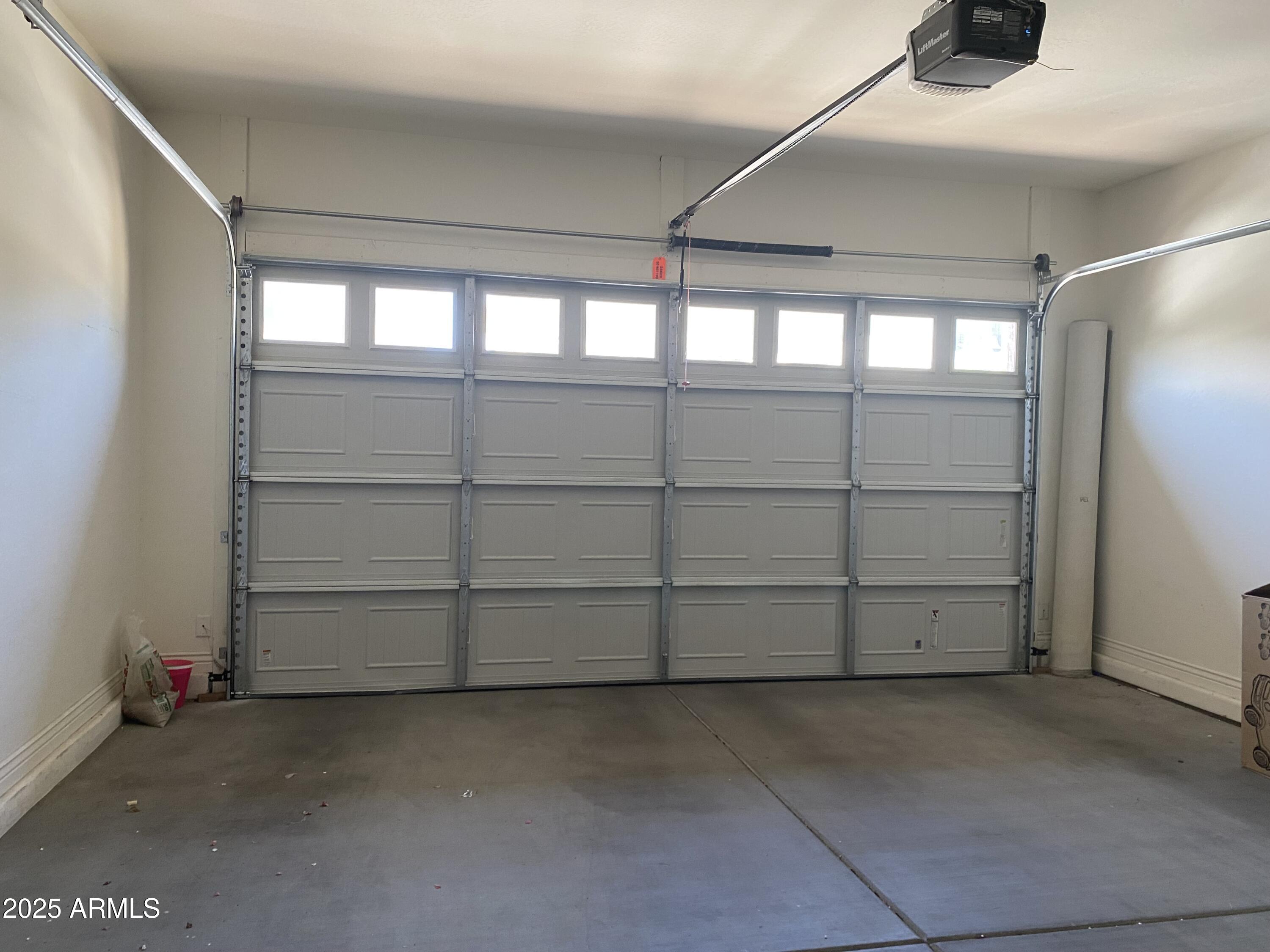LOOKOUT MOUNTAIN - Residential Lease