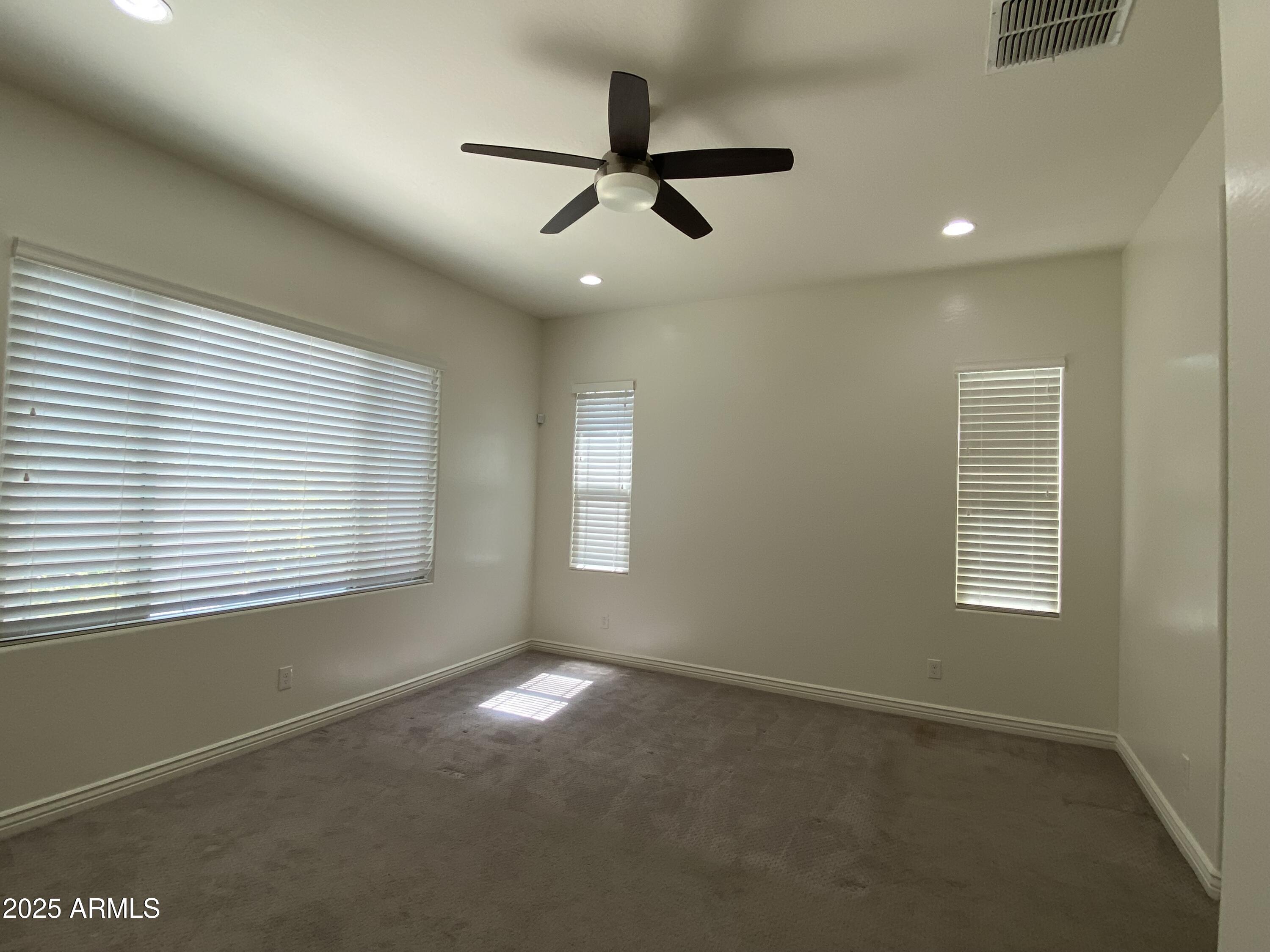 LOOKOUT MOUNTAIN - Residential Lease