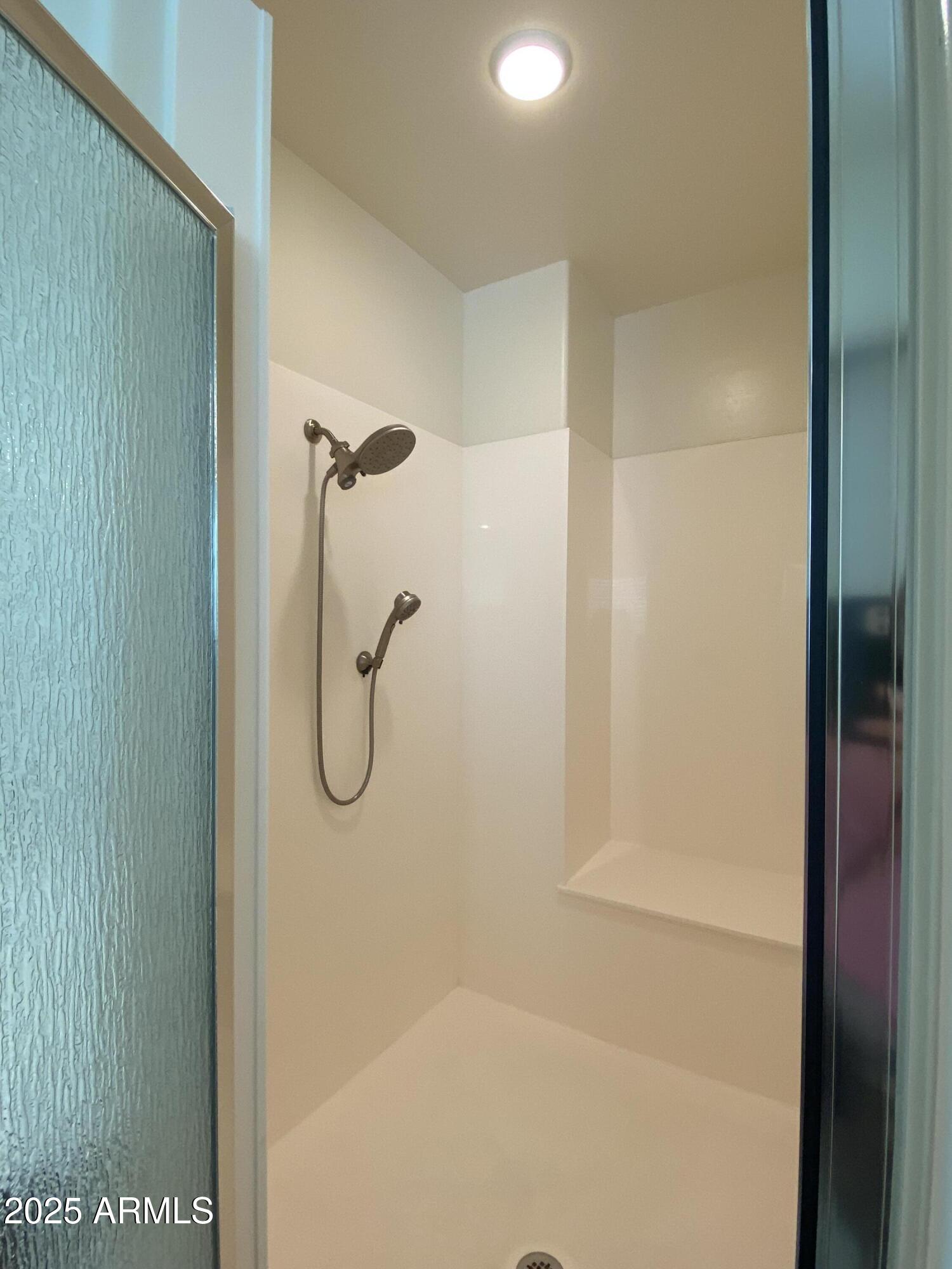 LOOKOUT MOUNTAIN - Residential Lease