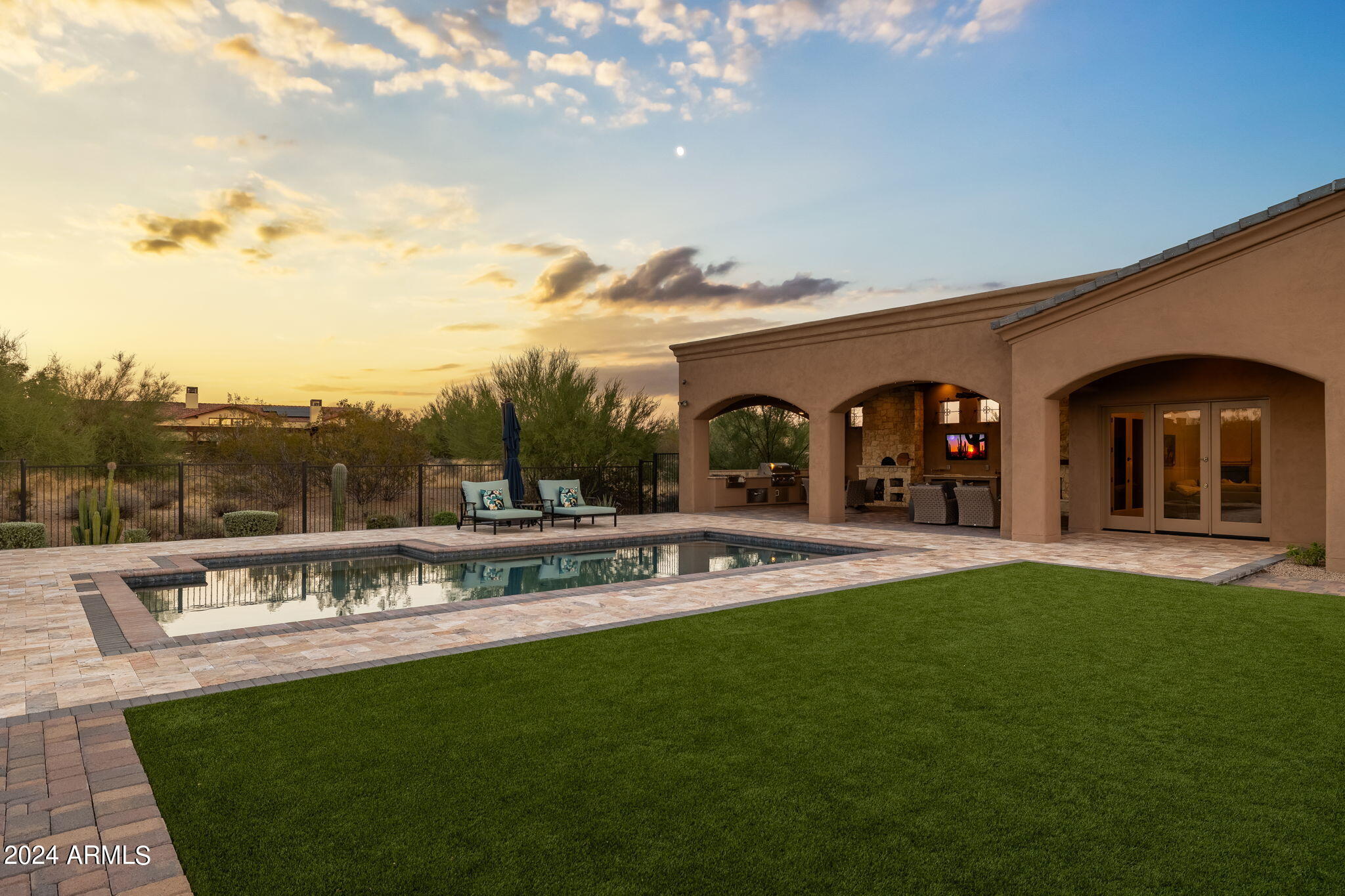 SIERRA BOULDERS NORTH - Residential