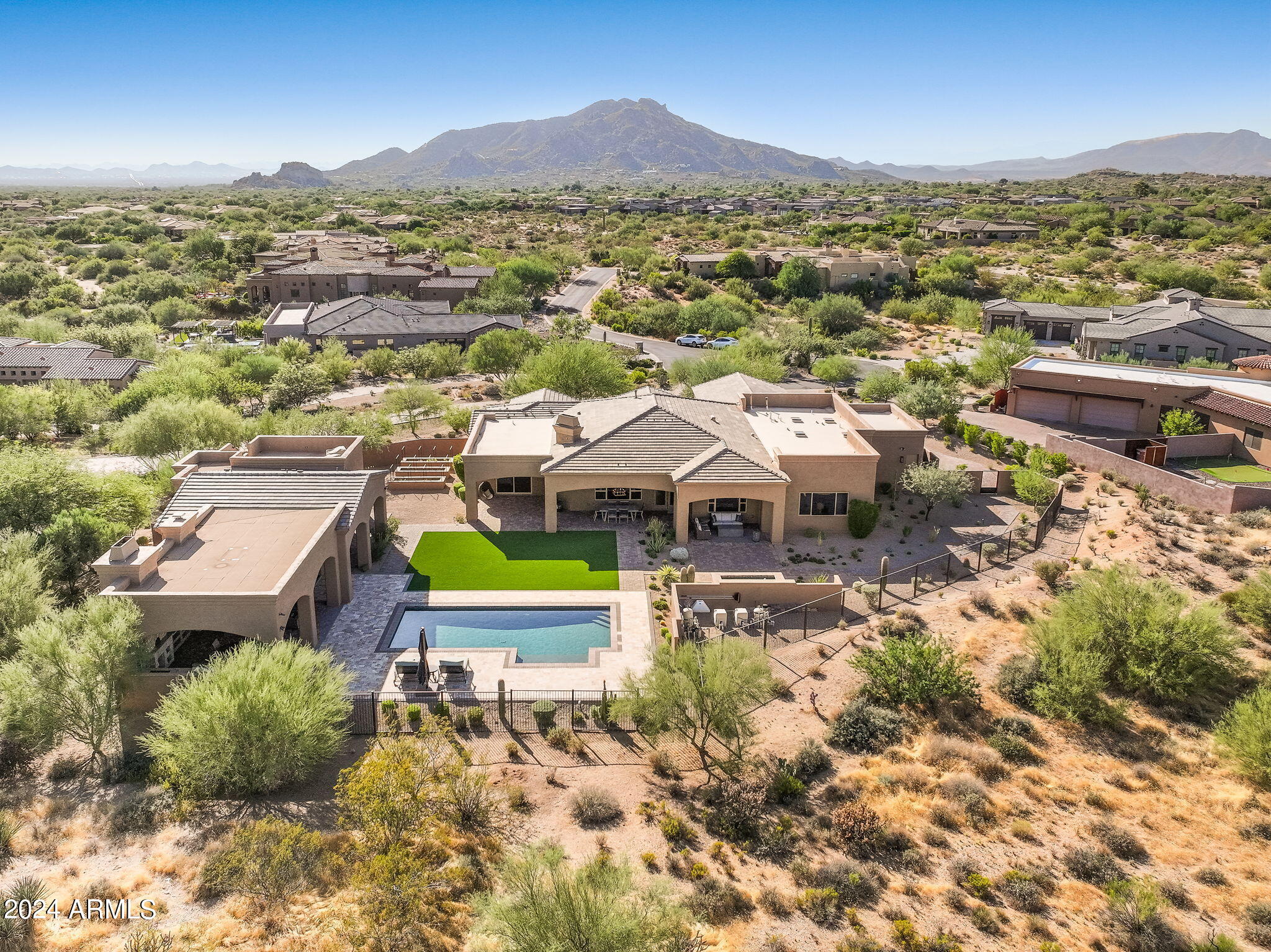 SIERRA BOULDERS NORTH - Residential