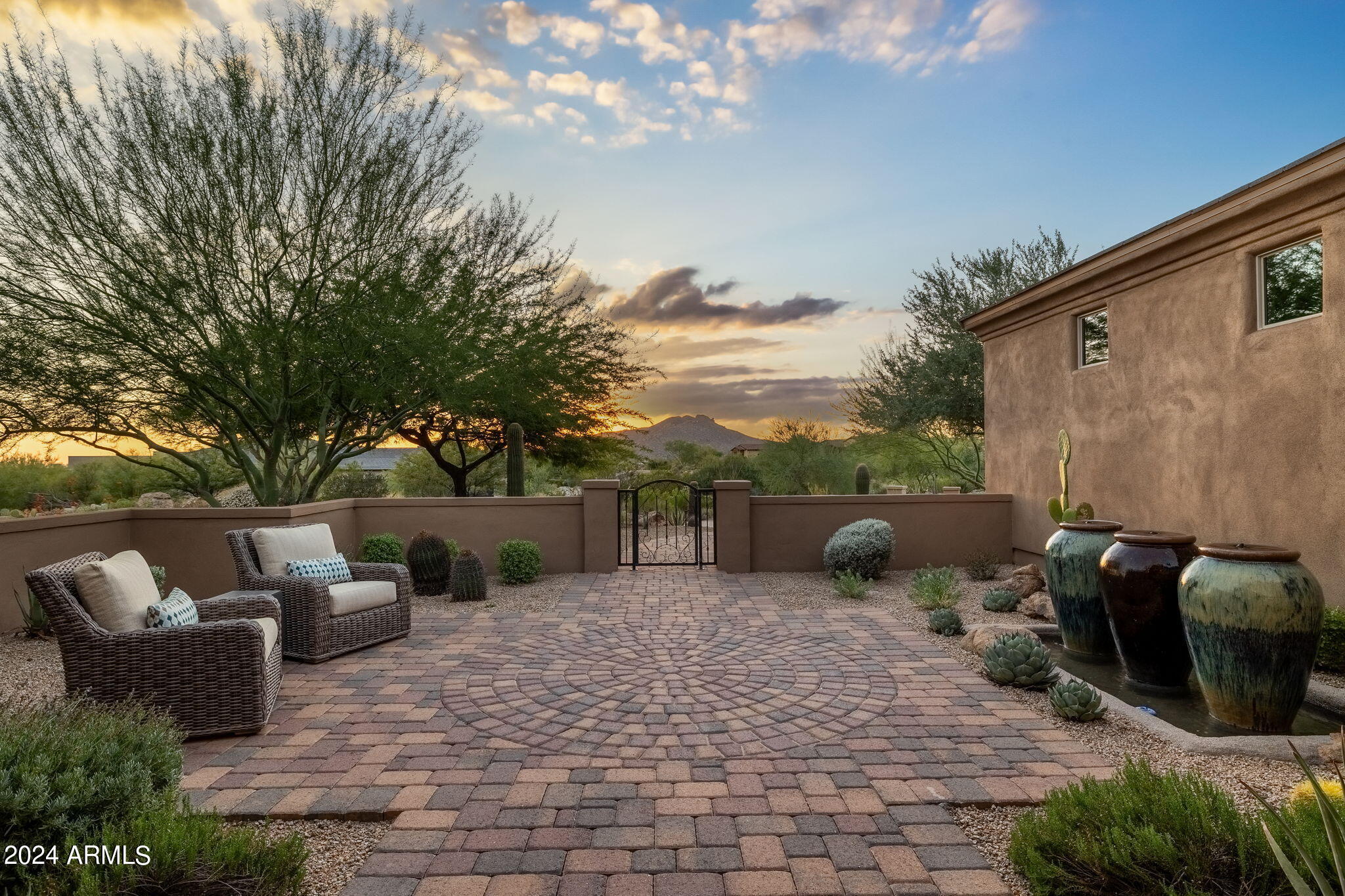 SIERRA BOULDERS NORTH - Residential