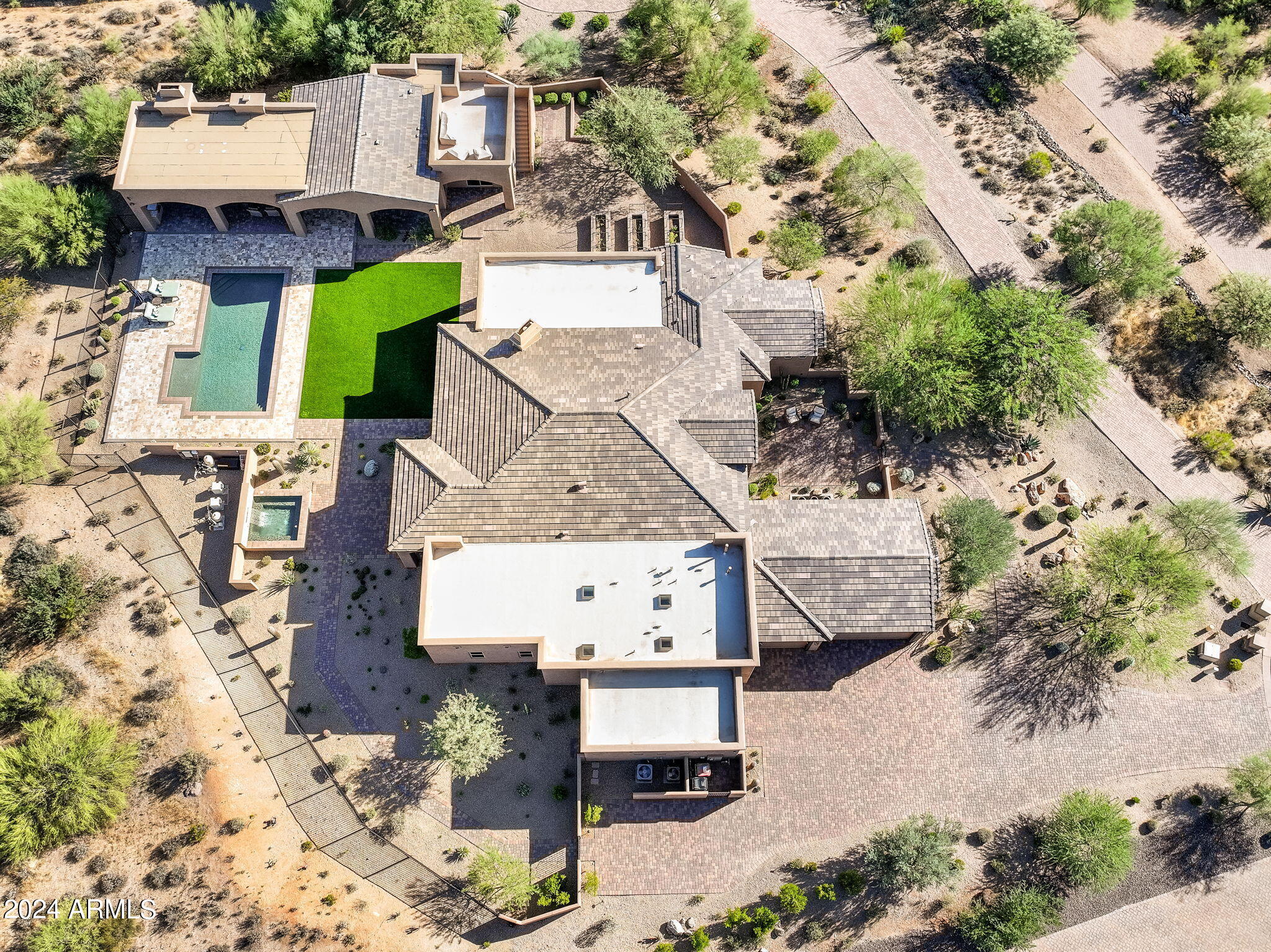SIERRA BOULDERS NORTH - Residential