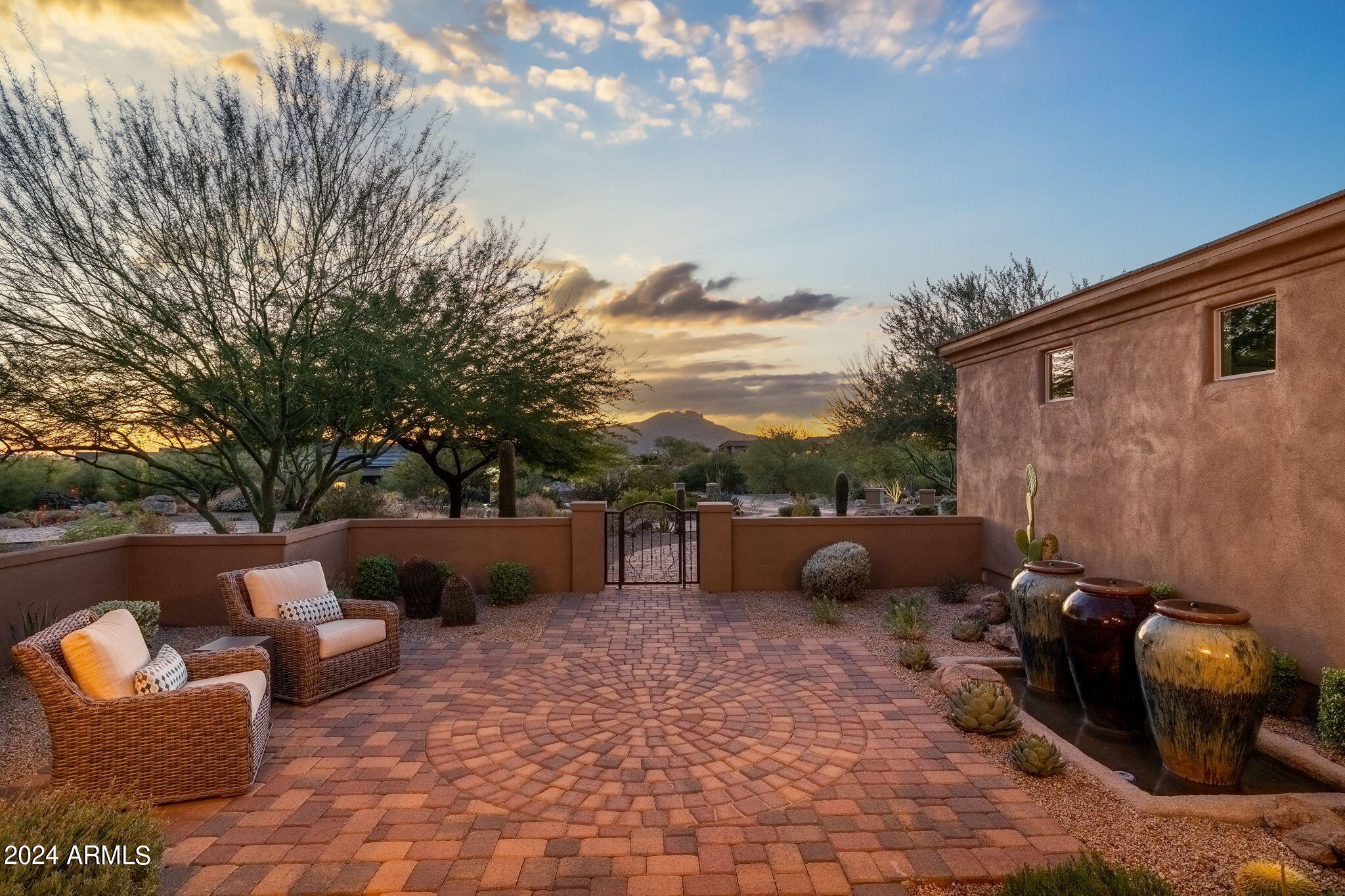 SIERRA BOULDERS NORTH - Residential