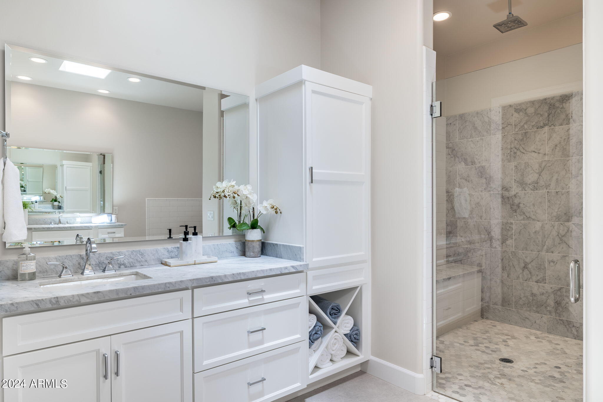 SIERRA BOULDERS NORTH - Residential