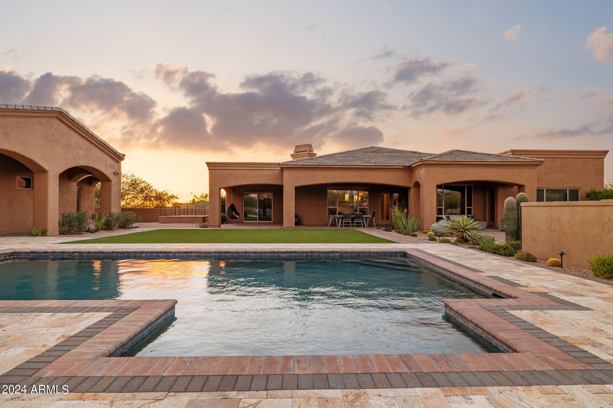 SIERRA BOULDERS NORTH - Residential