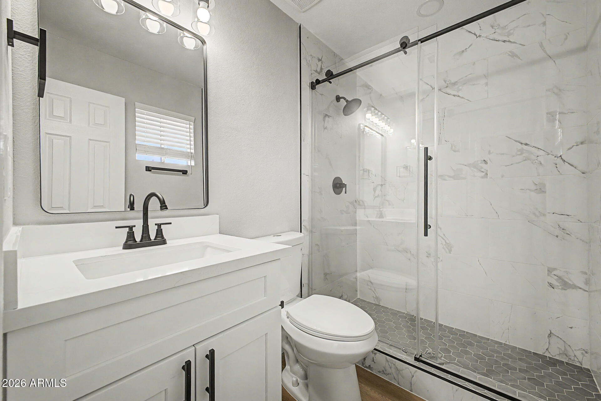 CASA MIA UNIT 2B - Residential