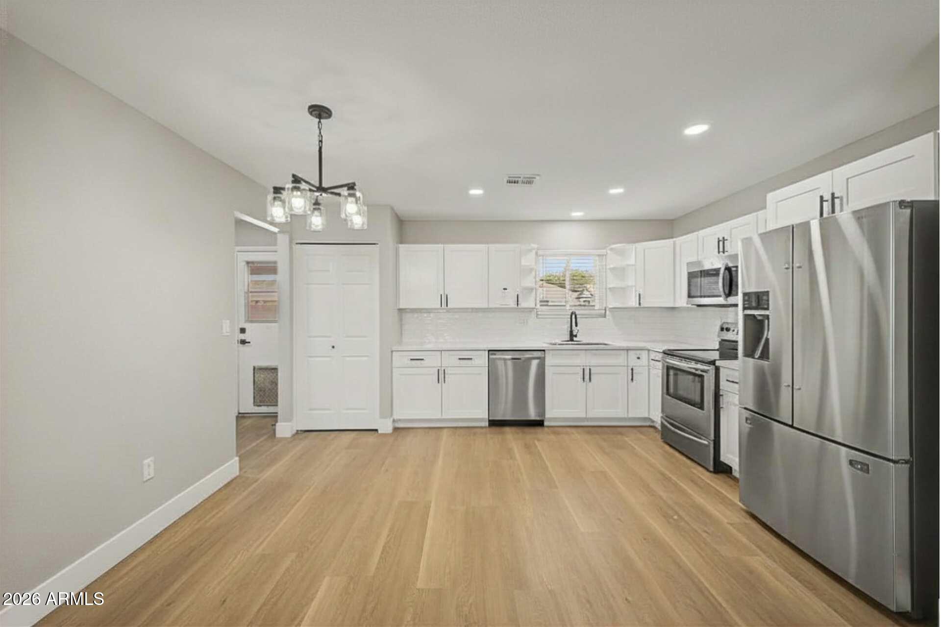 CASA MIA UNIT 2B - Residential