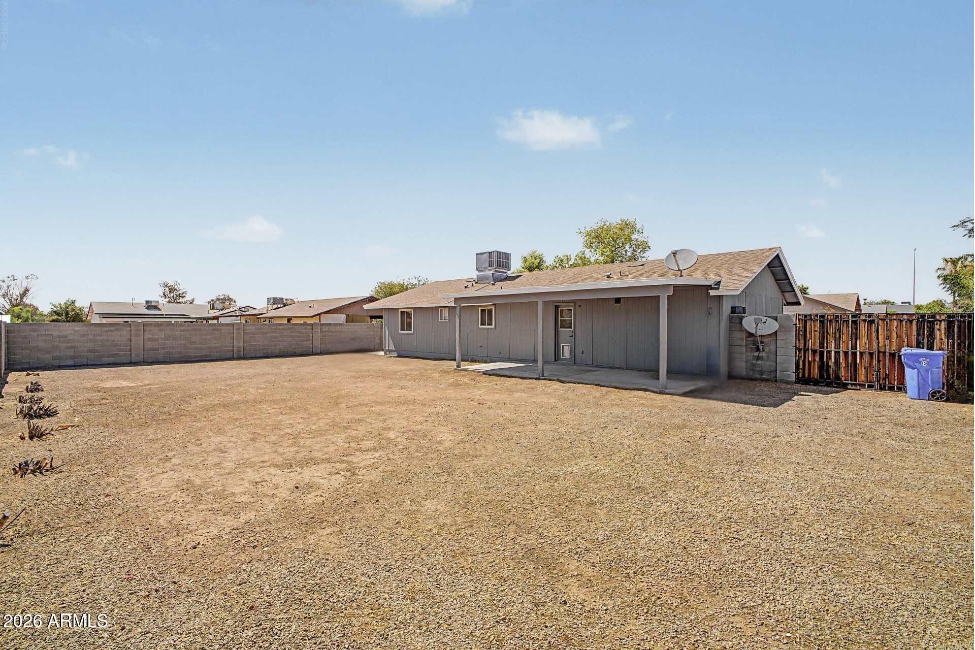 CASA MIA UNIT 2B - Residential