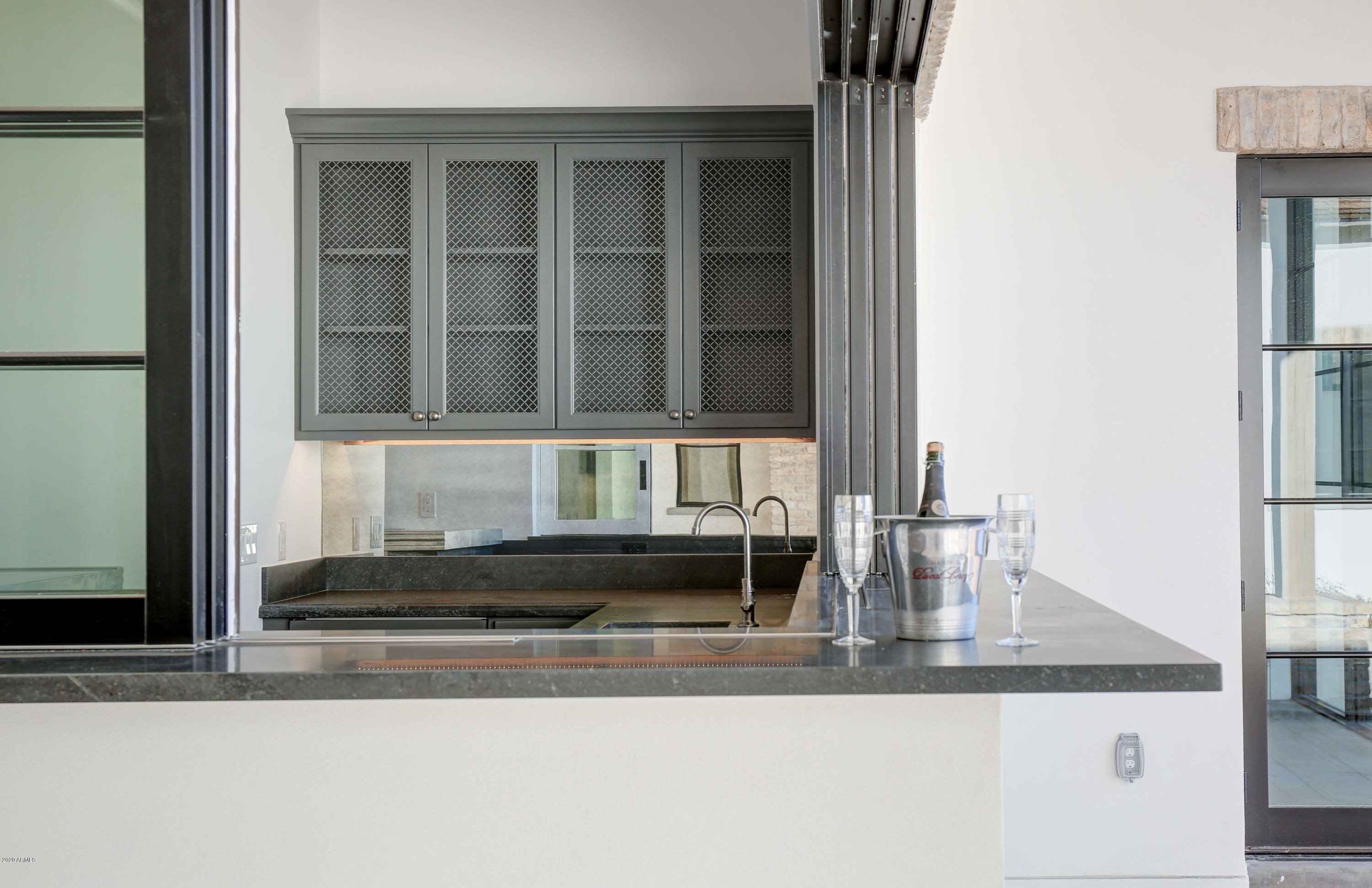 HORSESHOE PARTNER LLC MLD - Residential