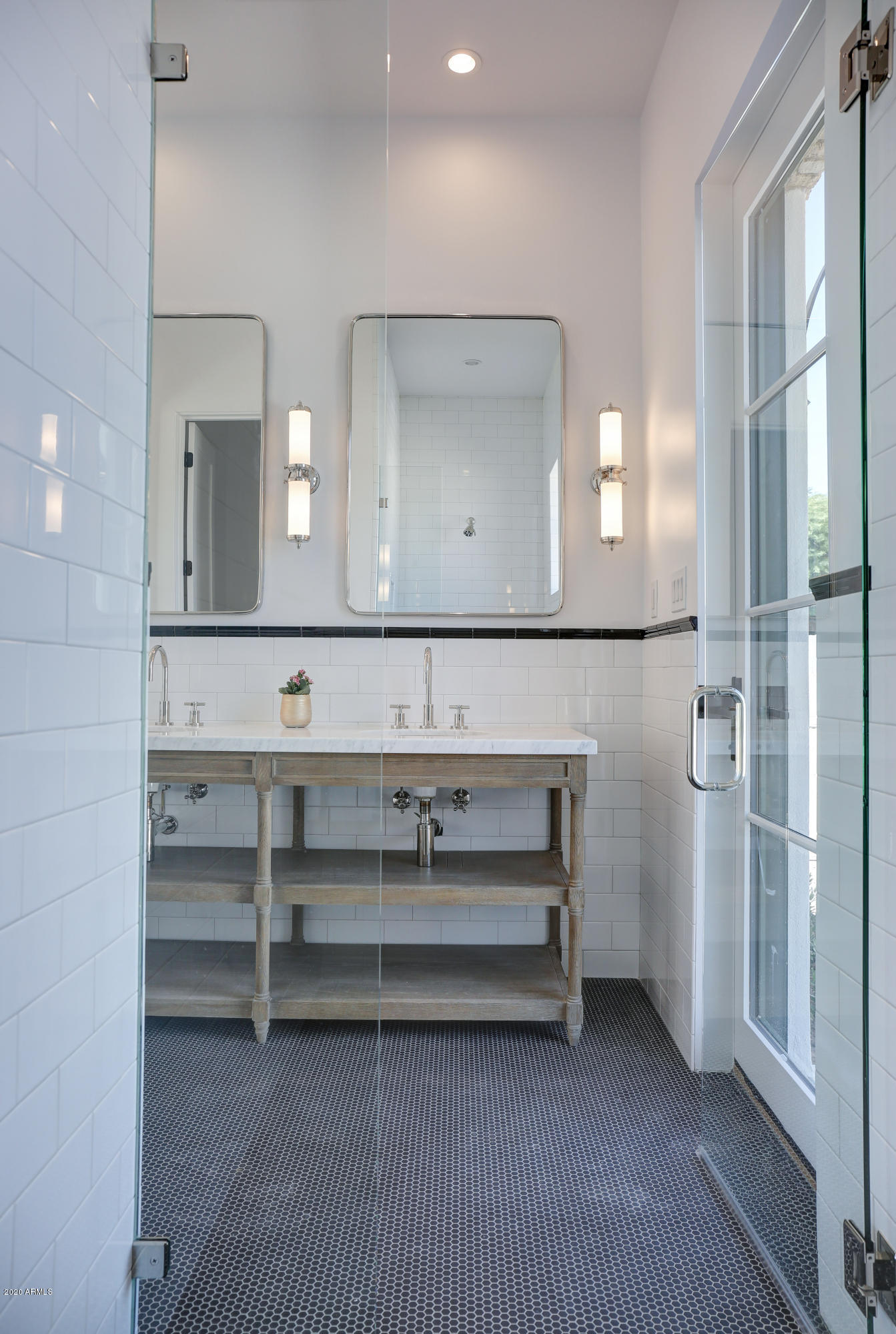 HORSESHOE PARTNER LLC MLD - Residential