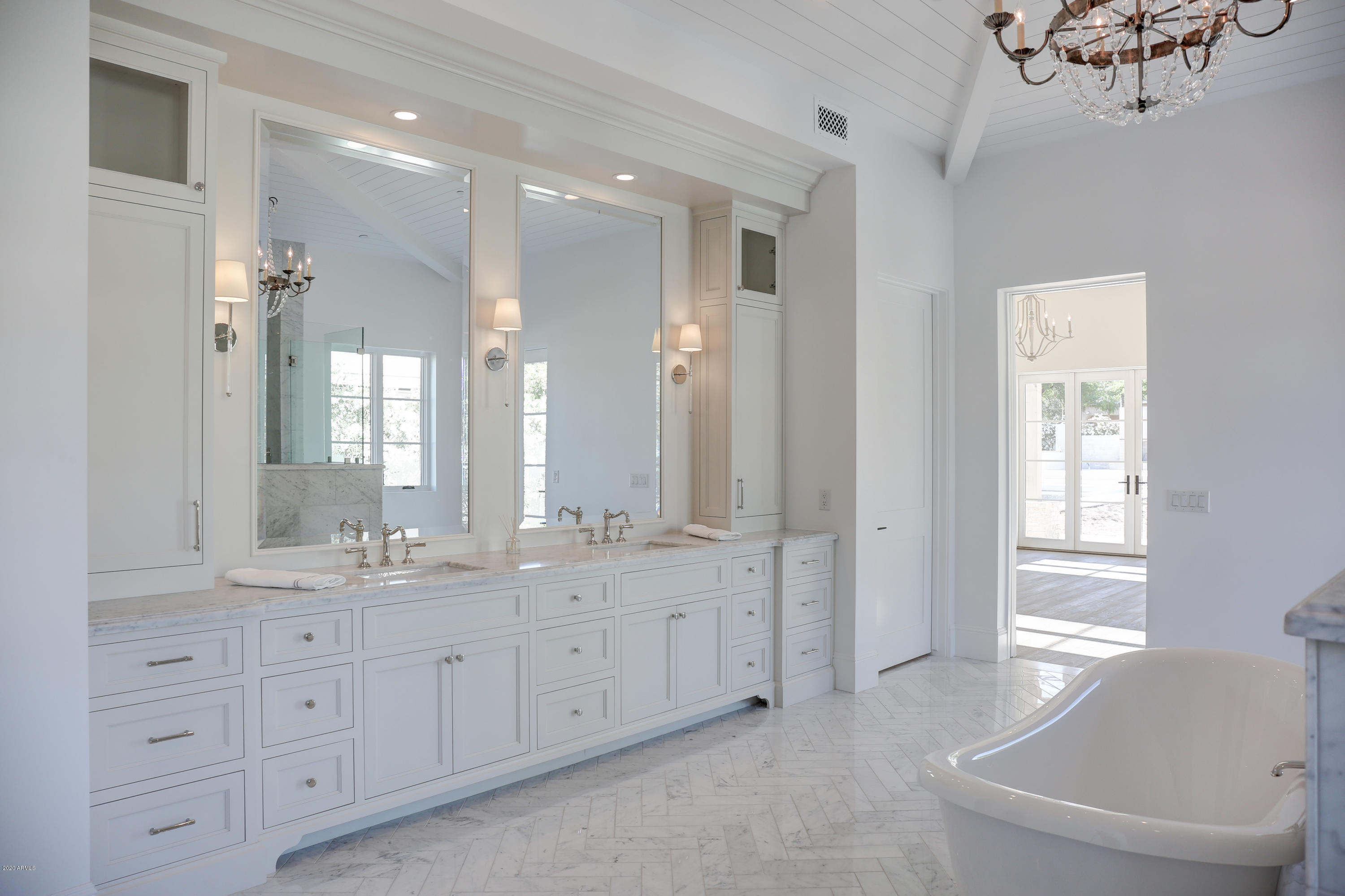HORSESHOE PARTNER LLC MLD - Residential
