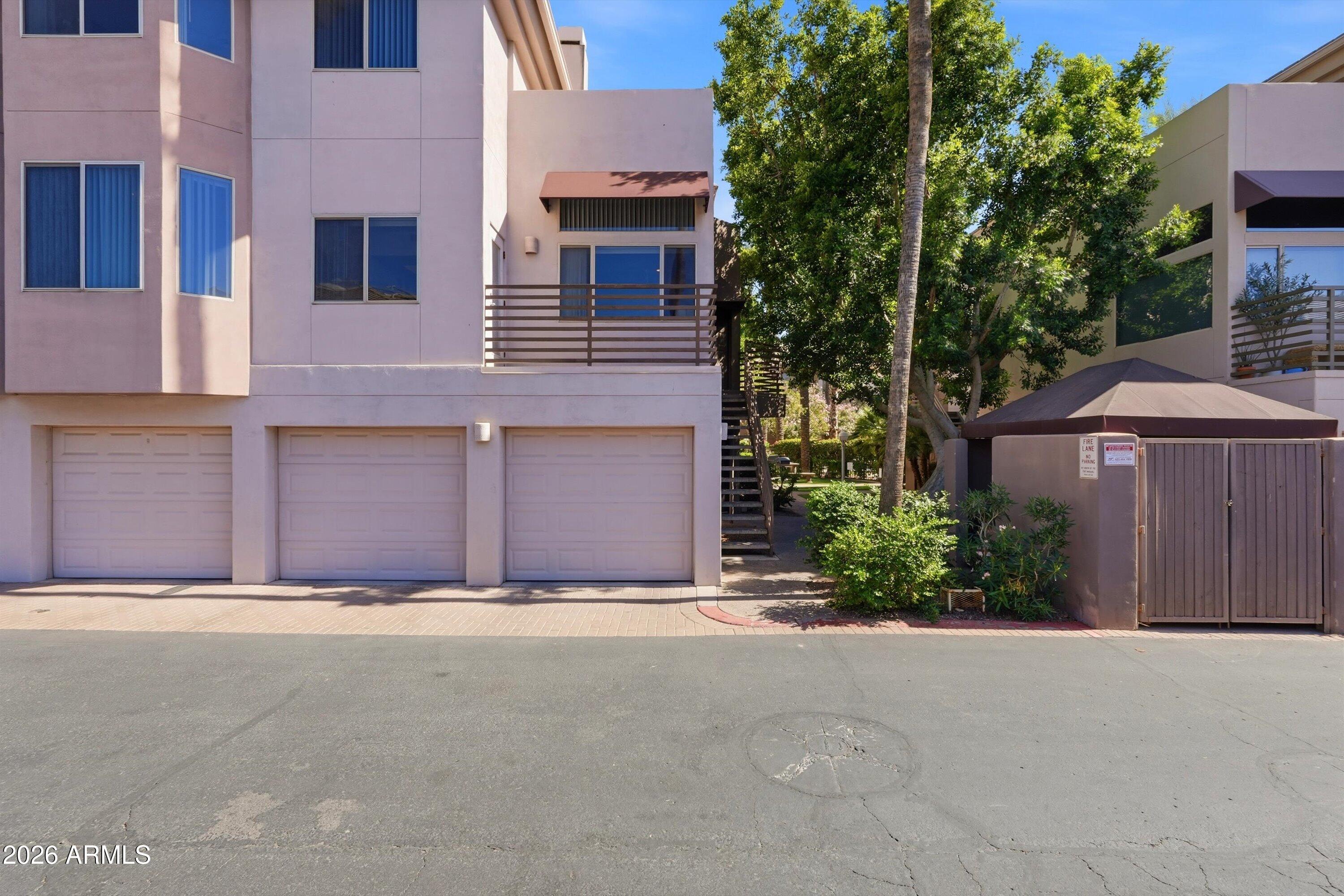 BILTMORE PALMS CONDOMINIUM - Residential