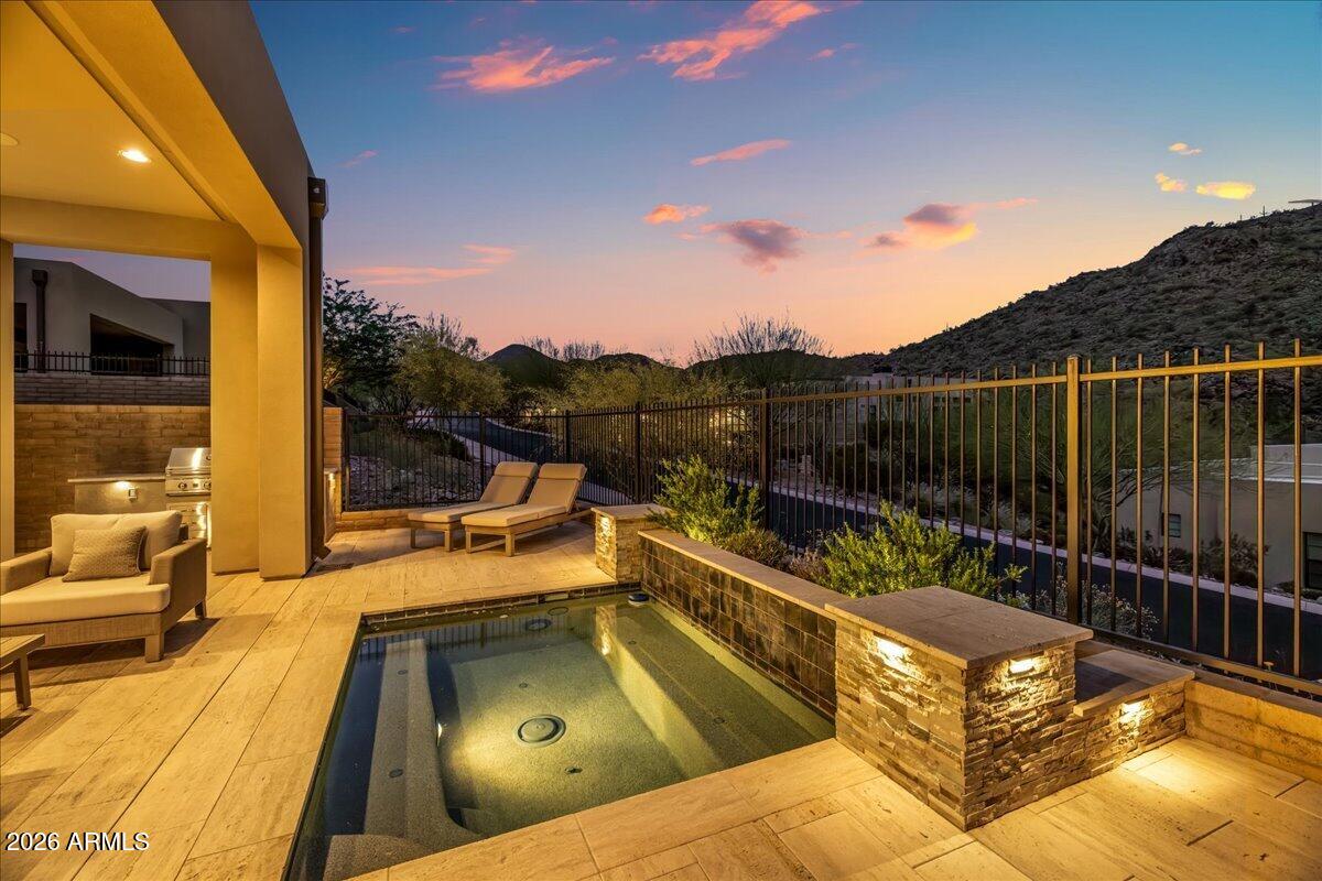 ADERO CANYON - Residential
