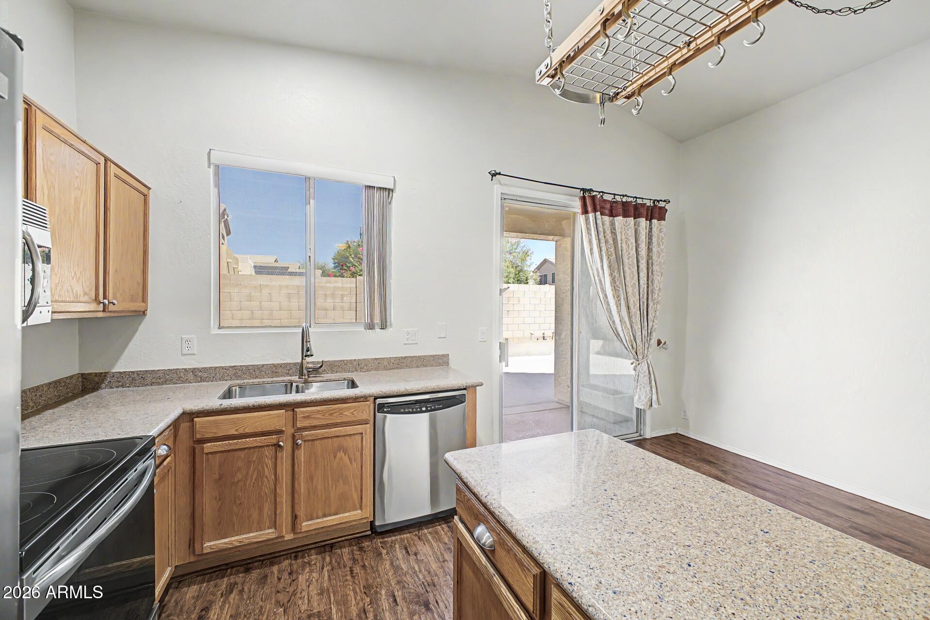 PARCEL 15/16 AT TATUM RANCH - Residential