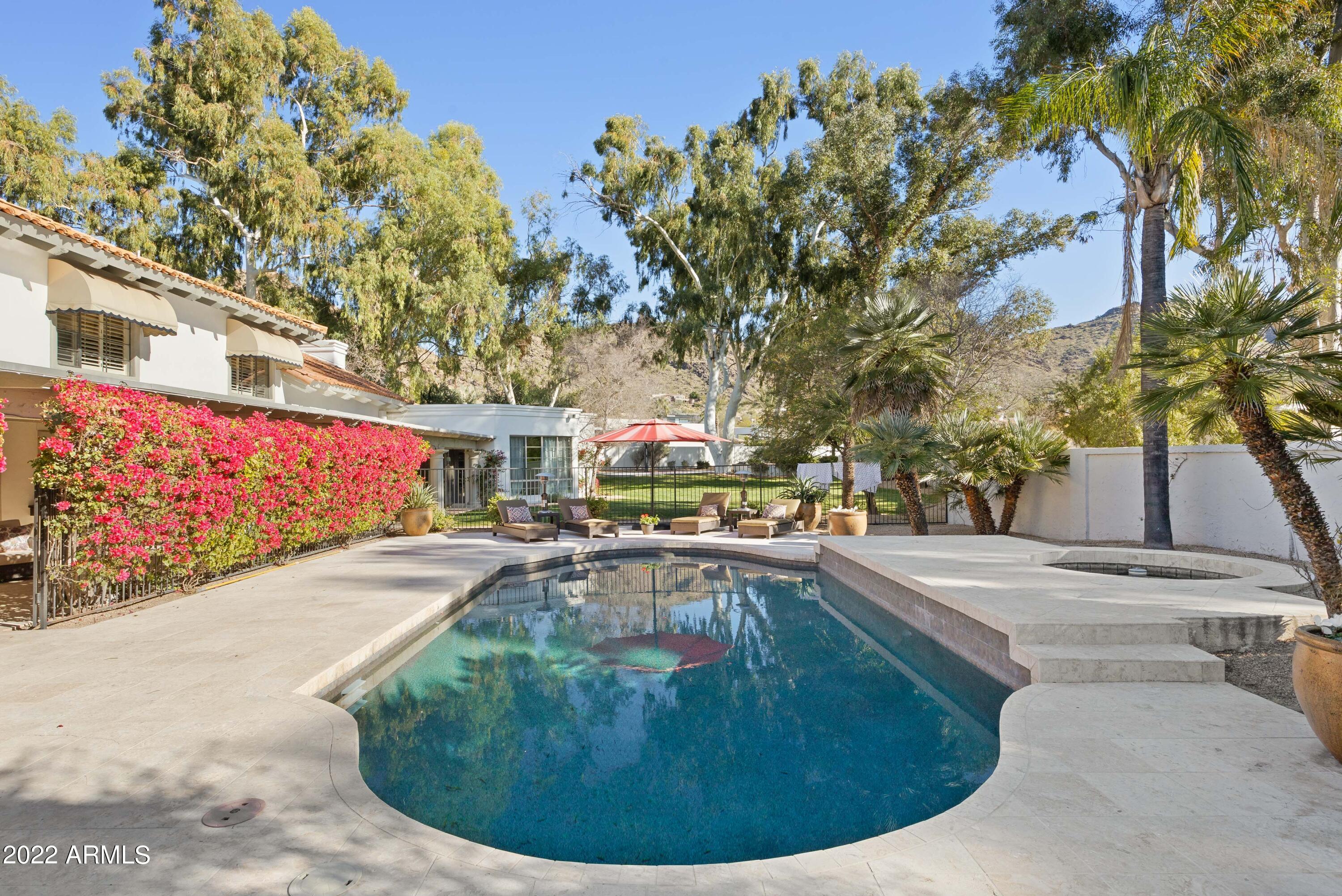 VISTA RICA - Residential