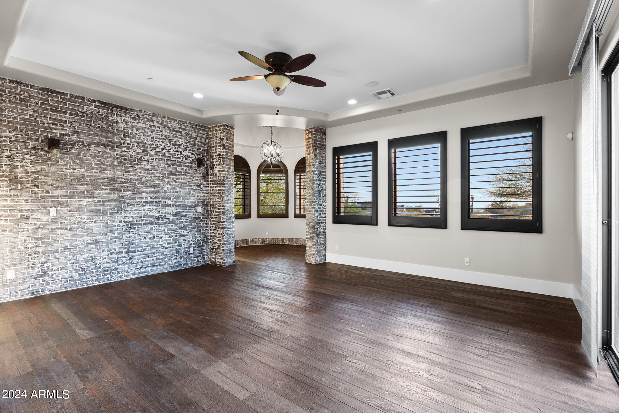 GRANITE MOUNTAIN AT LAS SENDAS - Residential