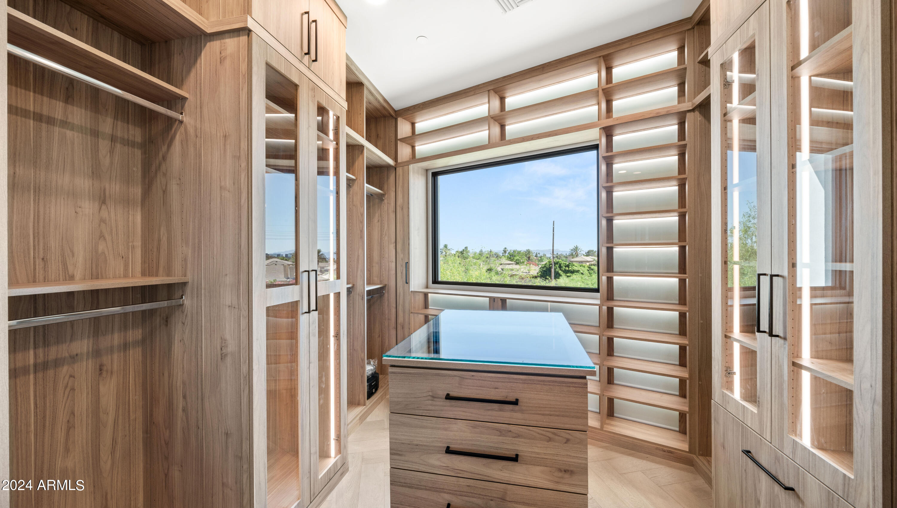ALTA VISTA PARK - Residential