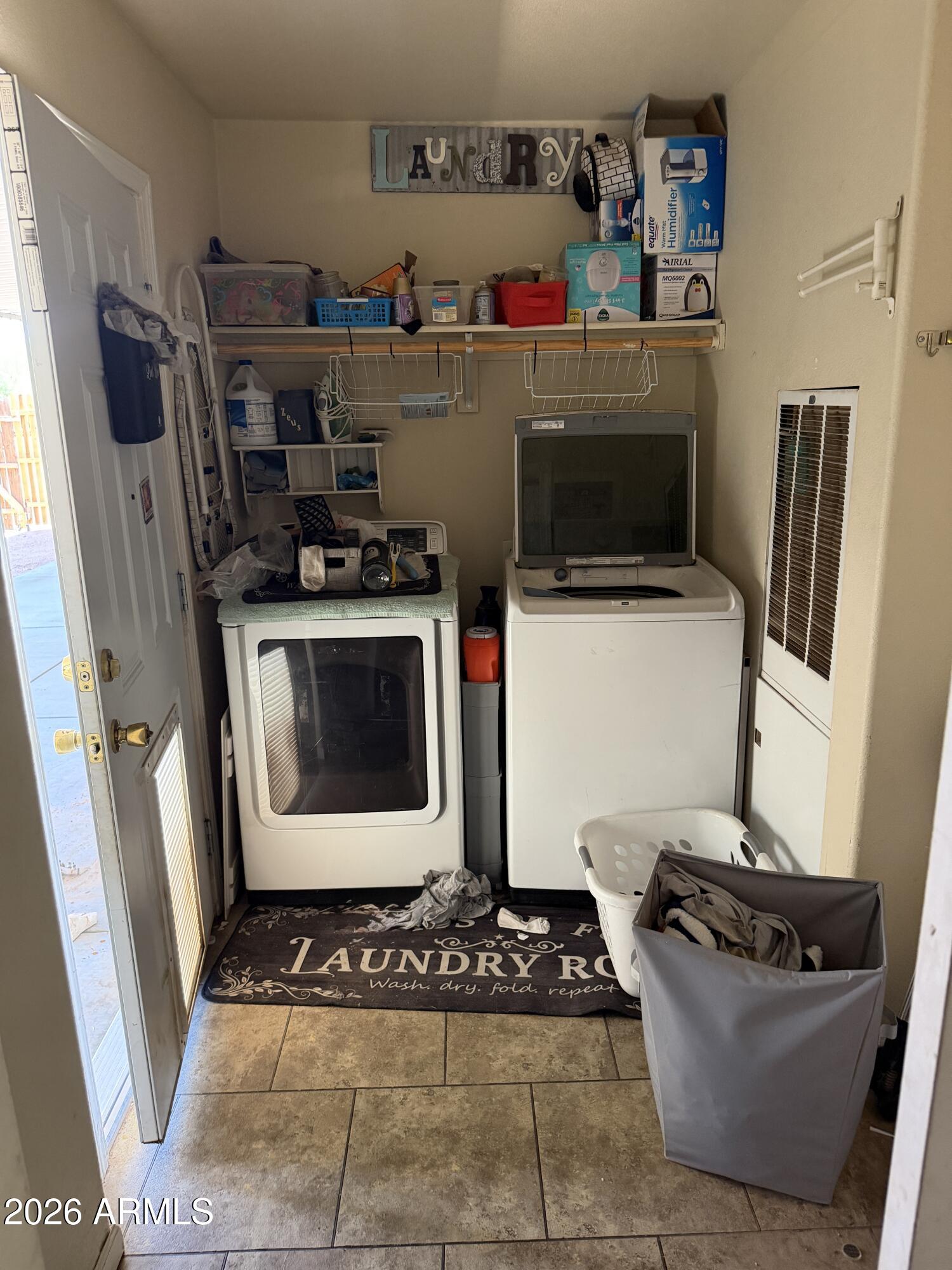 S18 T01N R08E - Residential