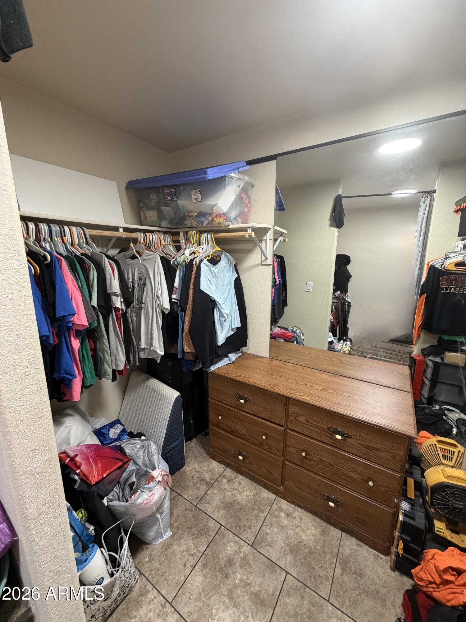 S18 T01N R08E - Residential
