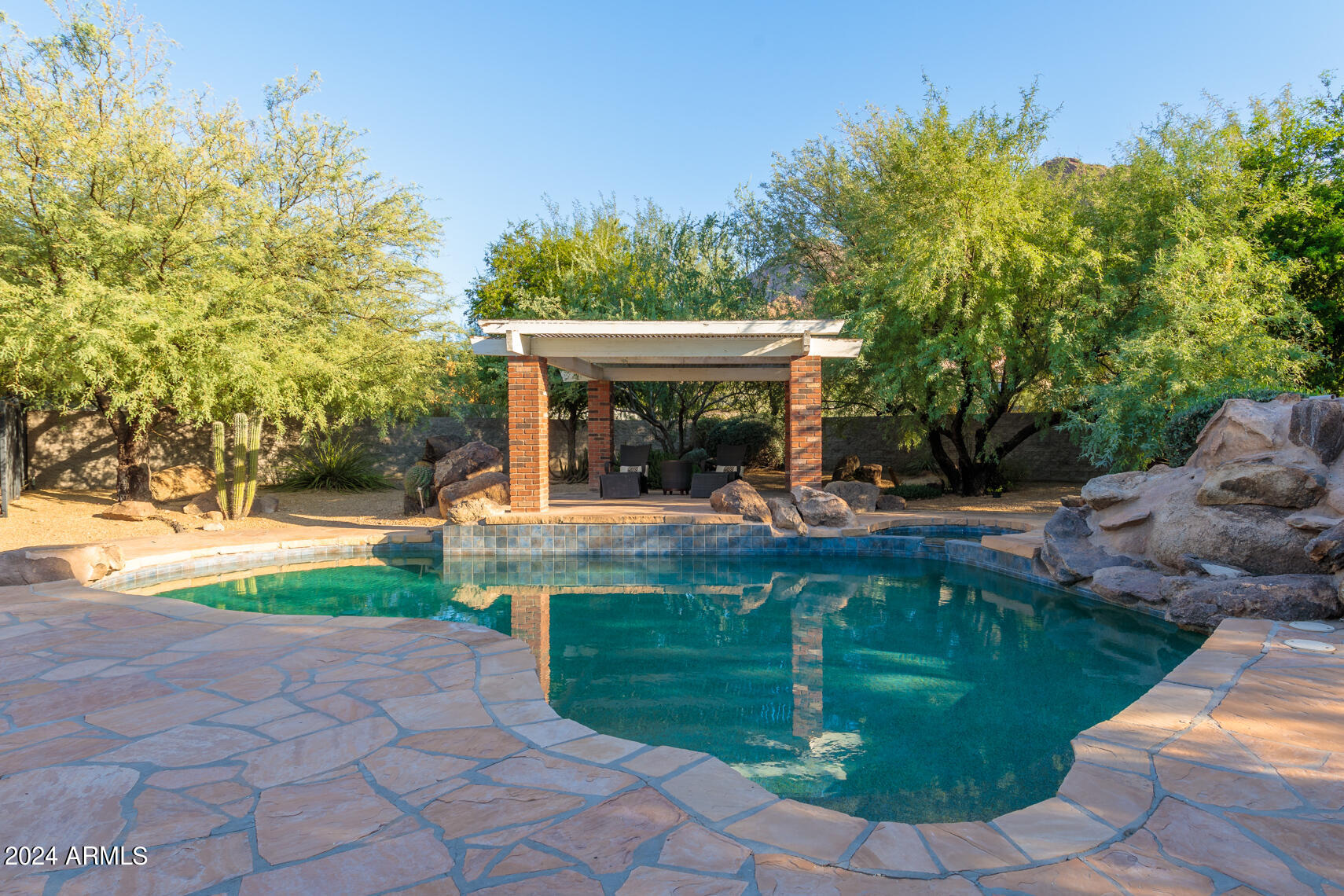 HACIENDA ESTATES - Land
