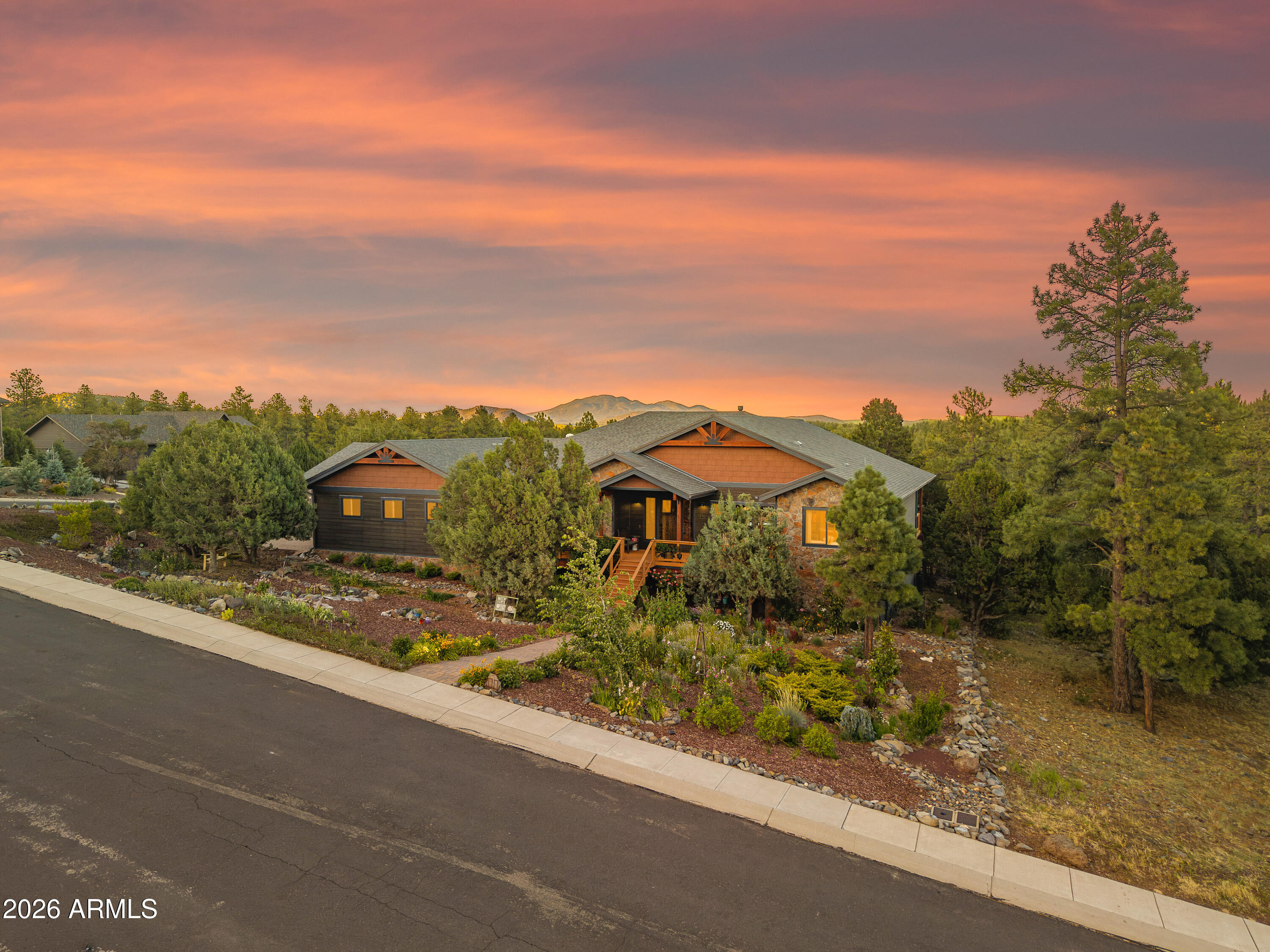 HIGHLAND MEADOWS NORTH - Residential