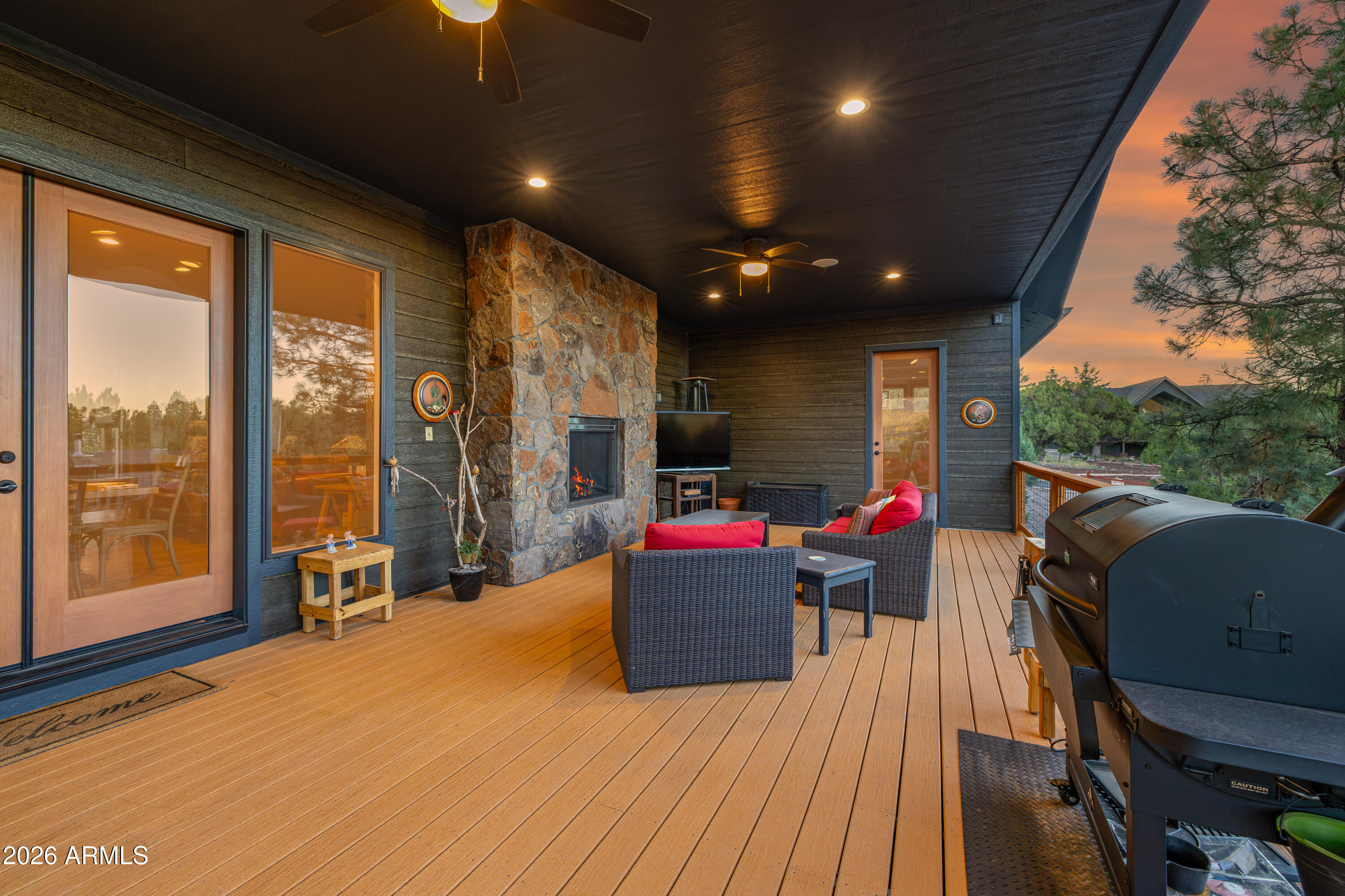 HIGHLAND MEADOWS NORTH - Residential