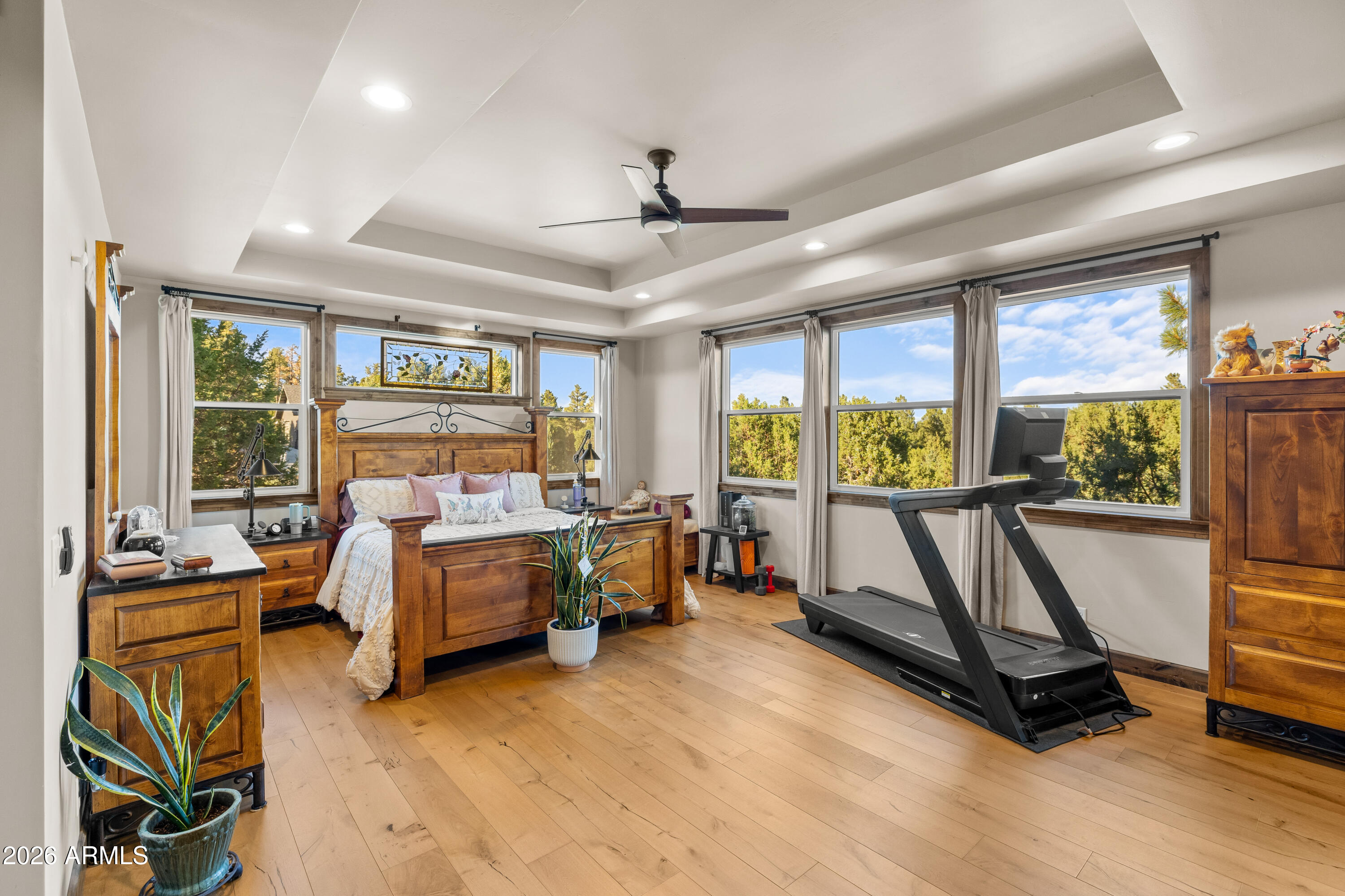 HIGHLAND MEADOWS NORTH - Residential