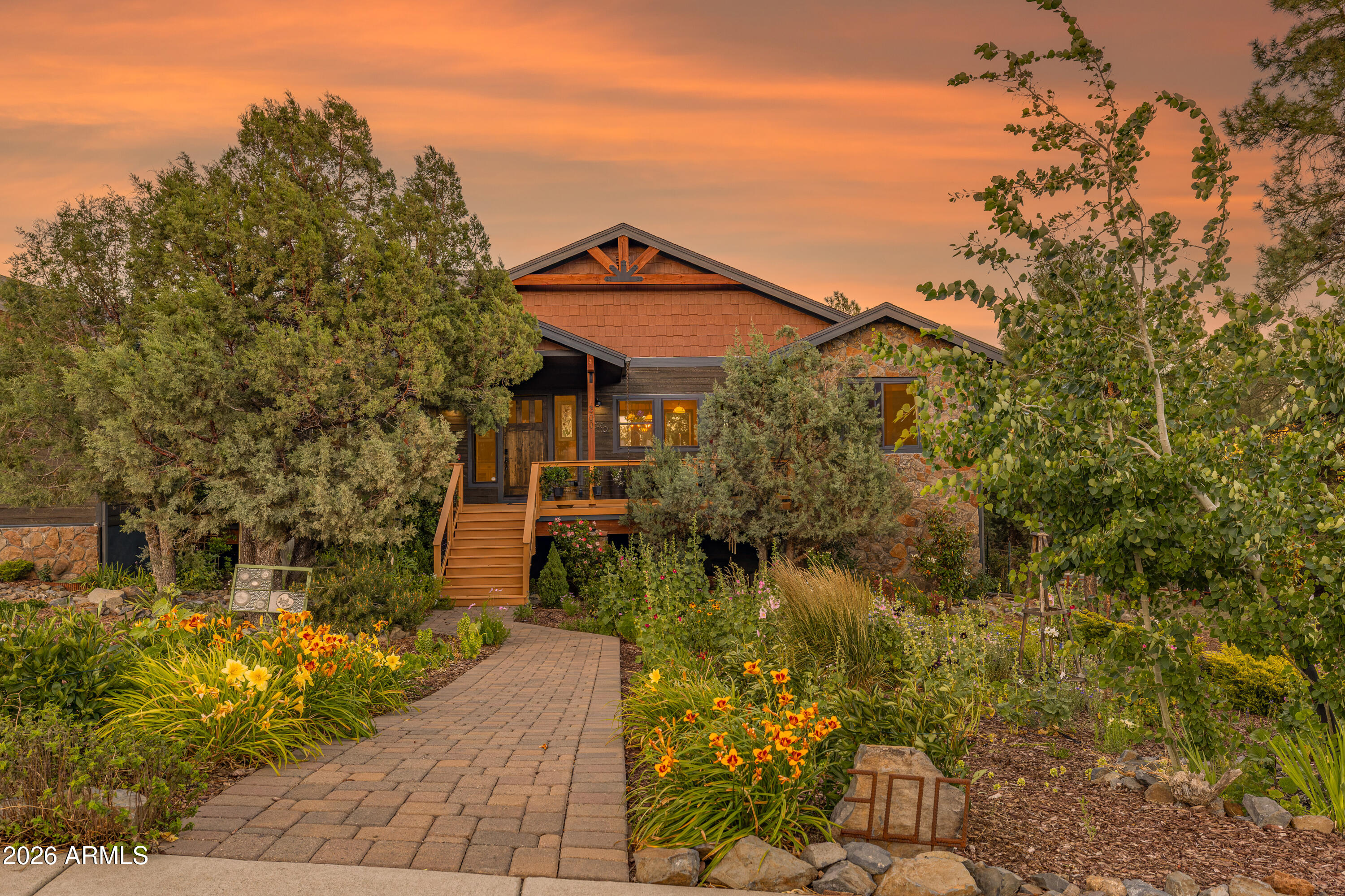HIGHLAND MEADOWS NORTH - Residential