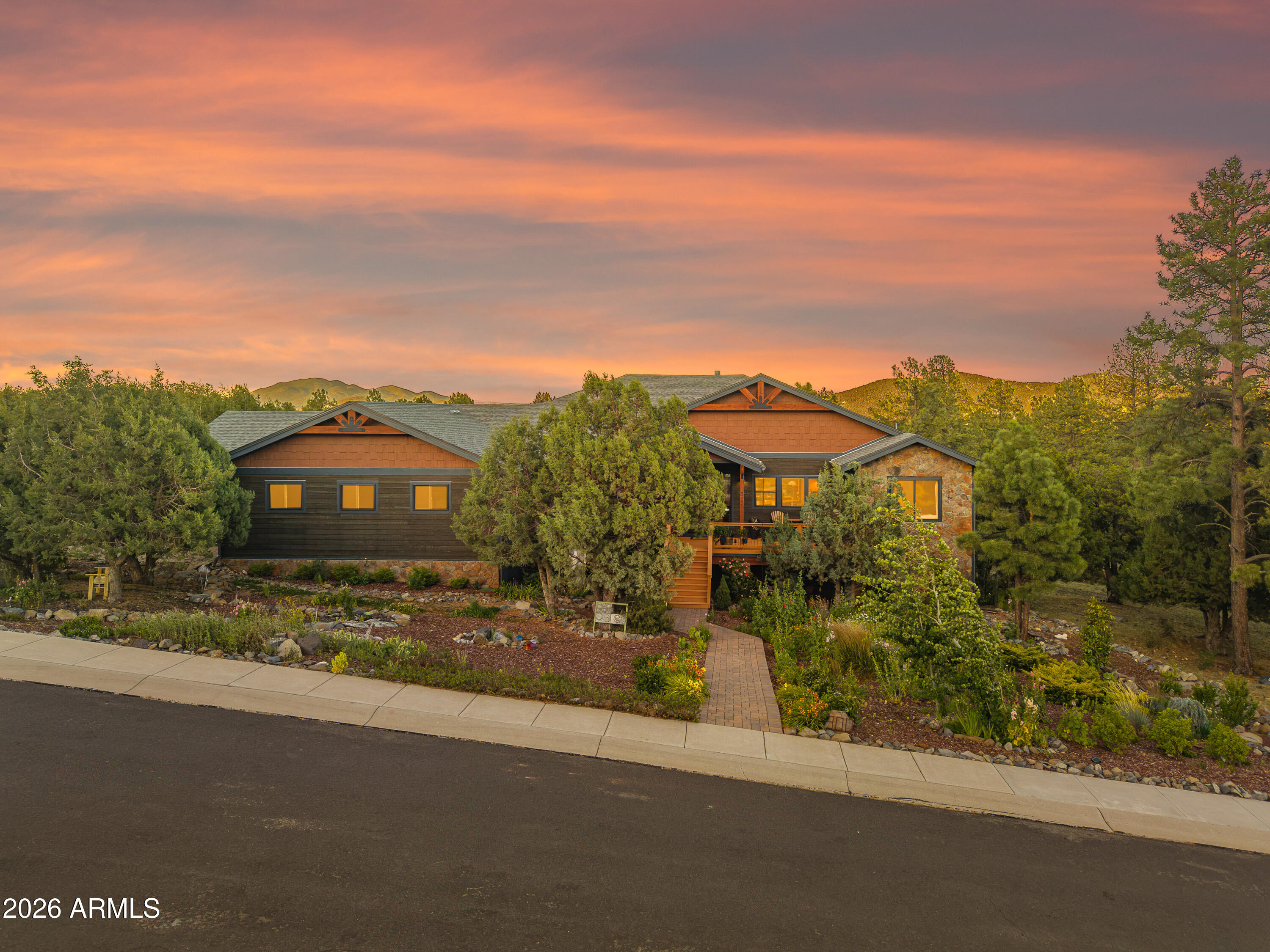 HIGHLAND MEADOWS NORTH - Residential