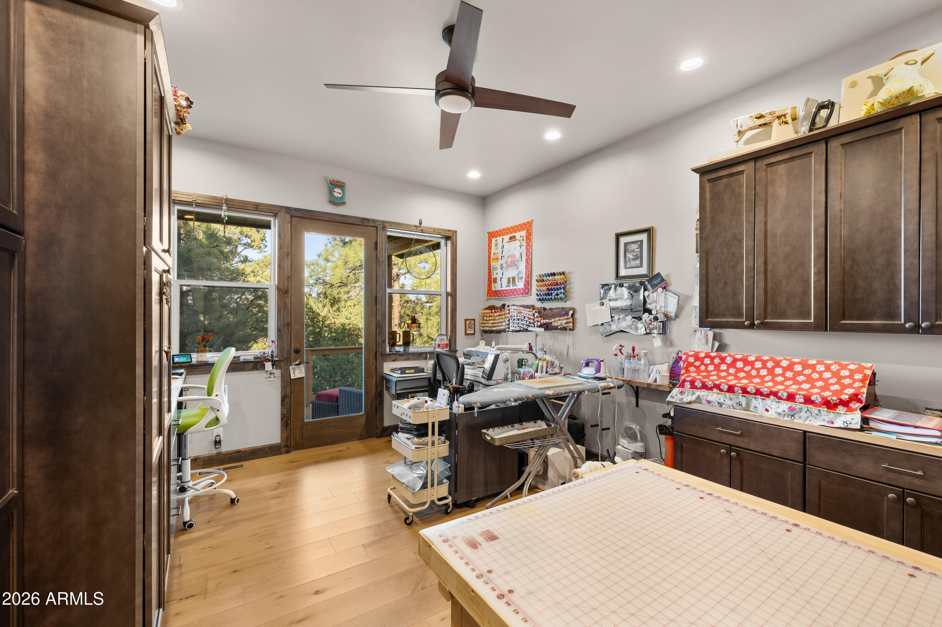 HIGHLAND MEADOWS NORTH - Residential